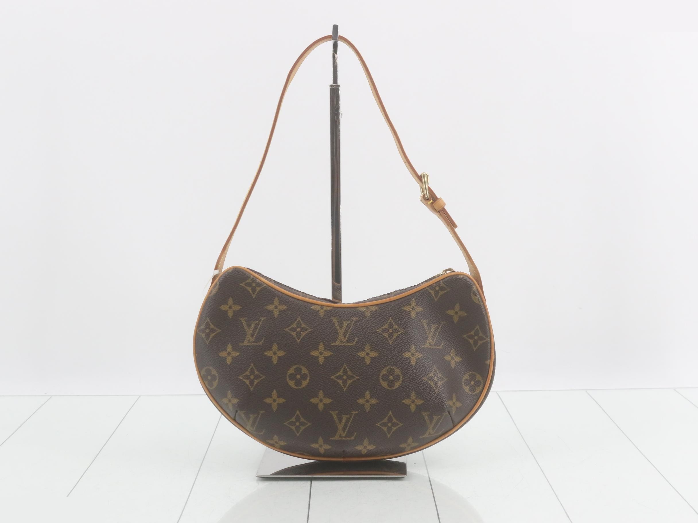 Croissant pouch — view 2