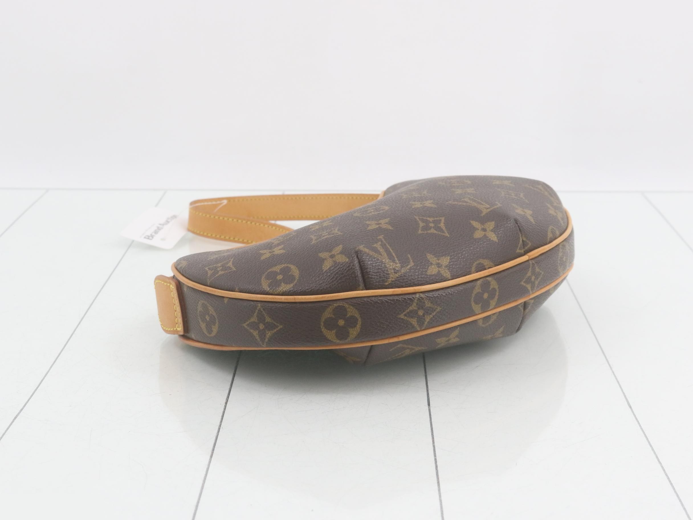 Croissant pouch — view 5