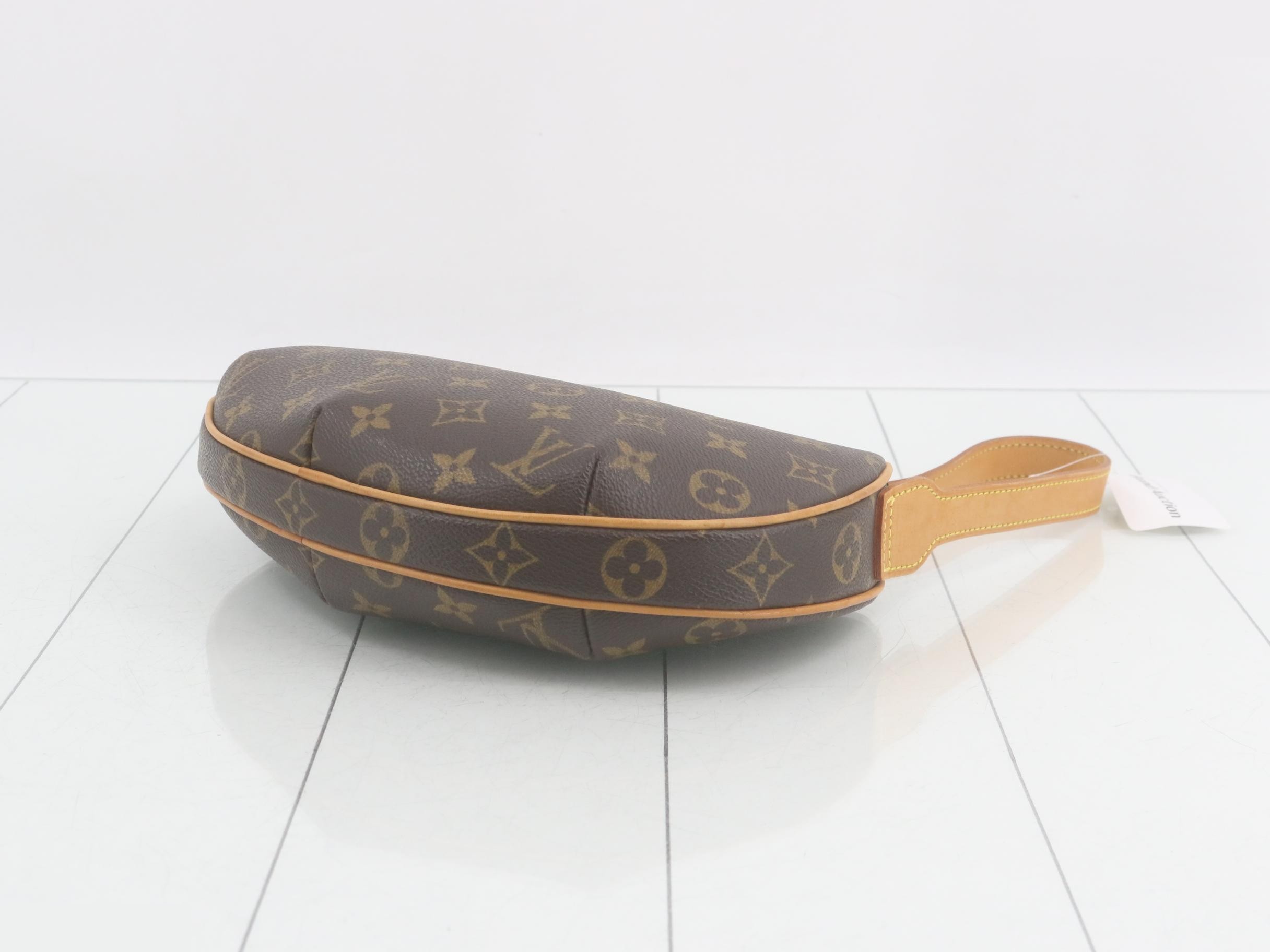Croissant pouch — view 6