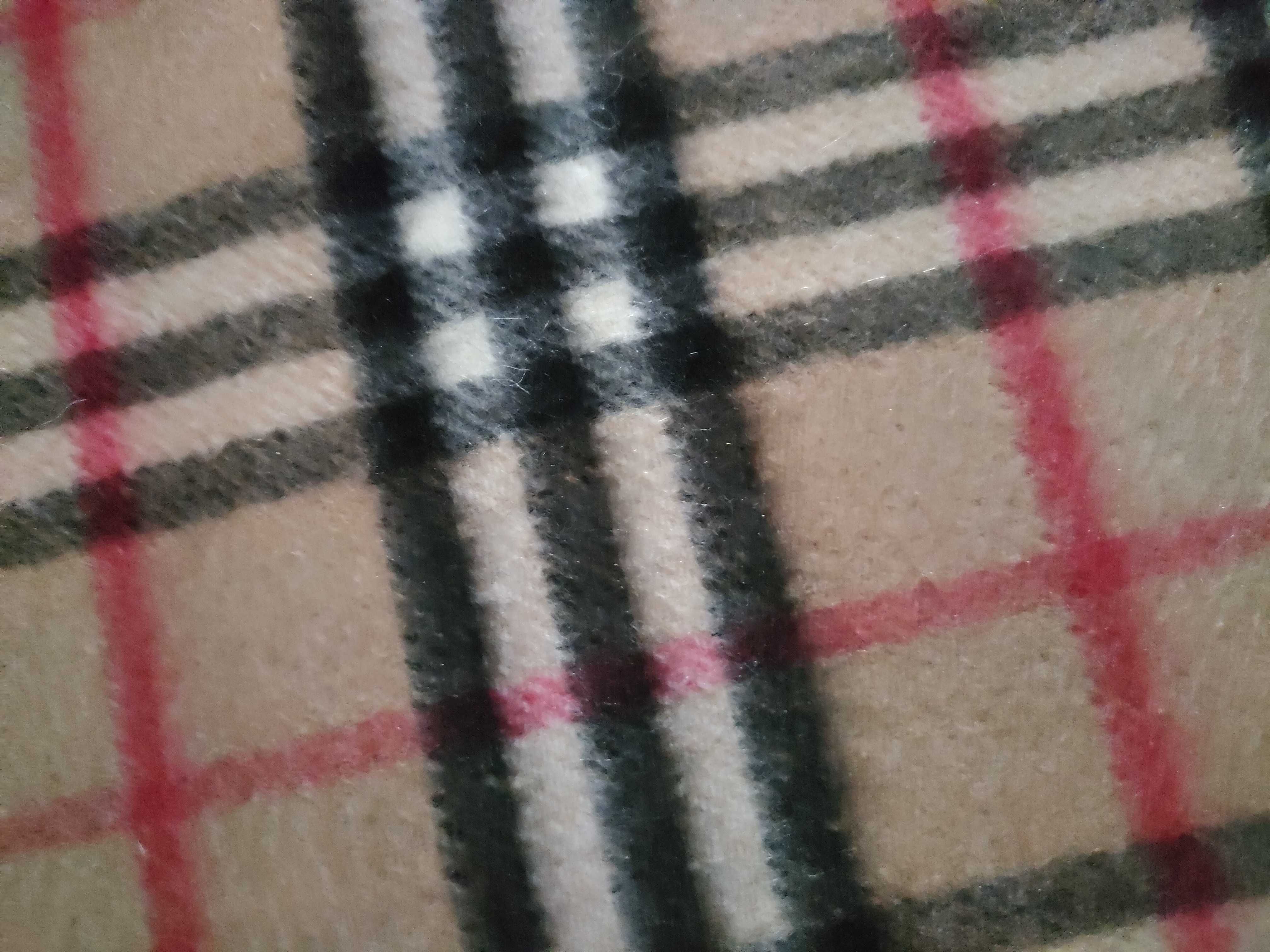 100% Cashmere Scarf, Nova Check Pattern, and other accessories. — view 8