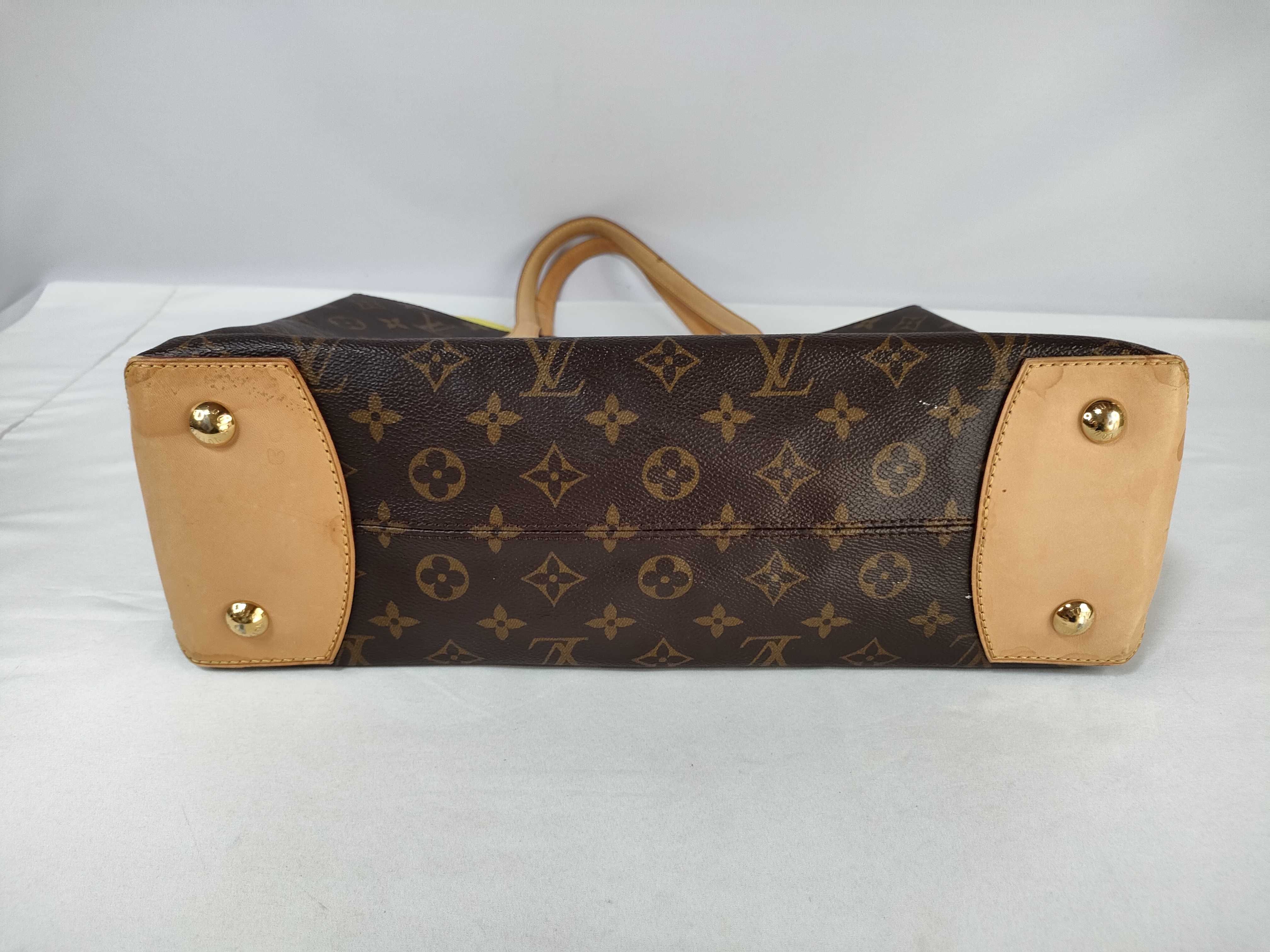 Monogram M45644 Wilshire MM Tote Bag — view 8