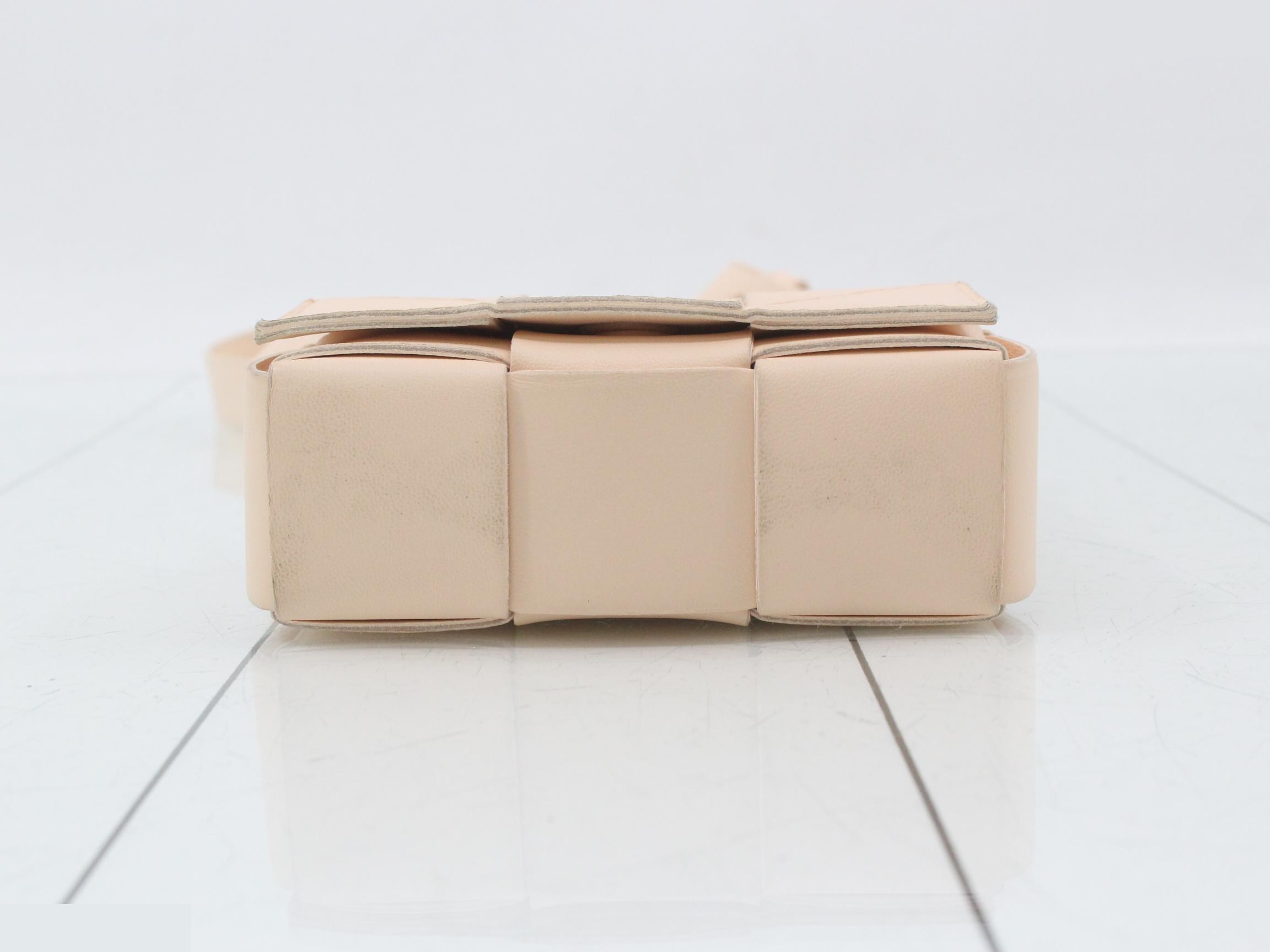 Candy Cassette Beige — view 3