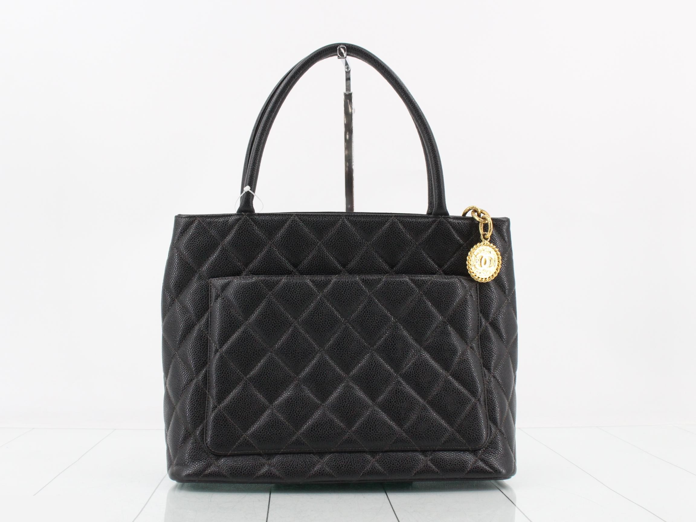 Caviar skin handbag — view 2