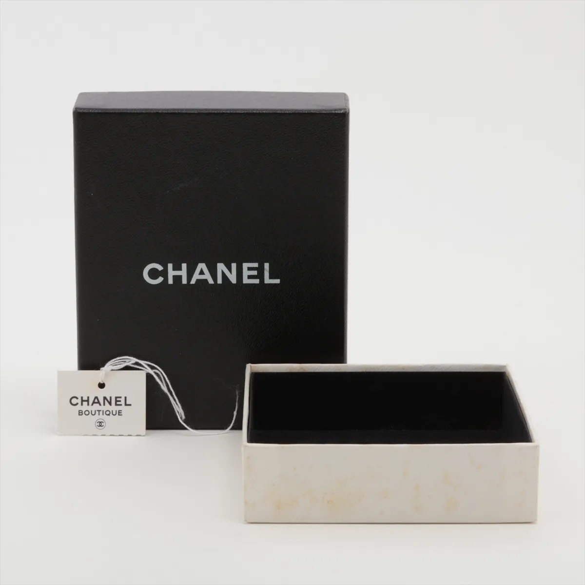 Camellia Necklace 98A, Metal, Silver, with dents, — view 6