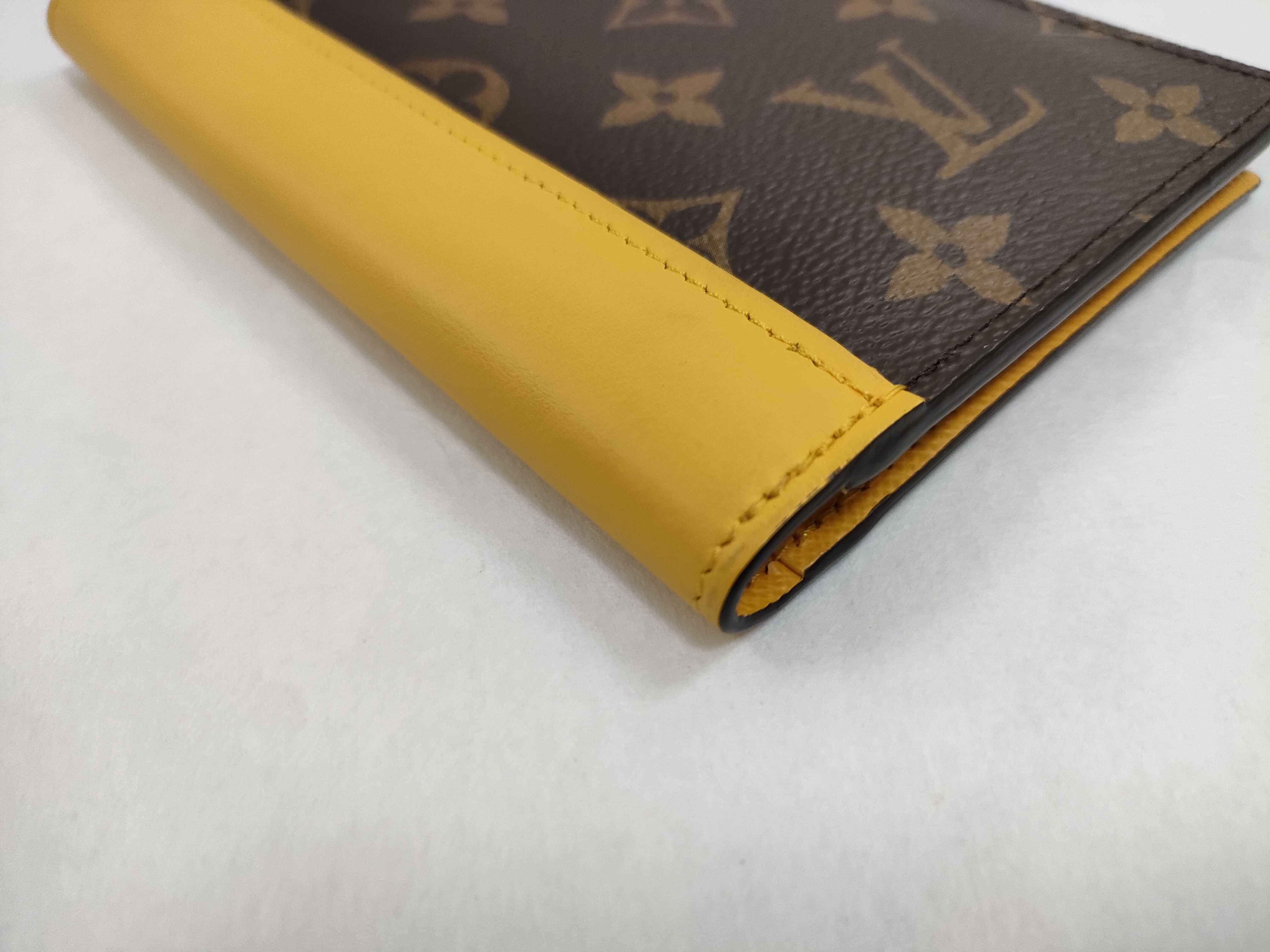 Monogram Louis Vuitton Monogram Macassar Couverture Passport NM M12827 None Card case — view 3
