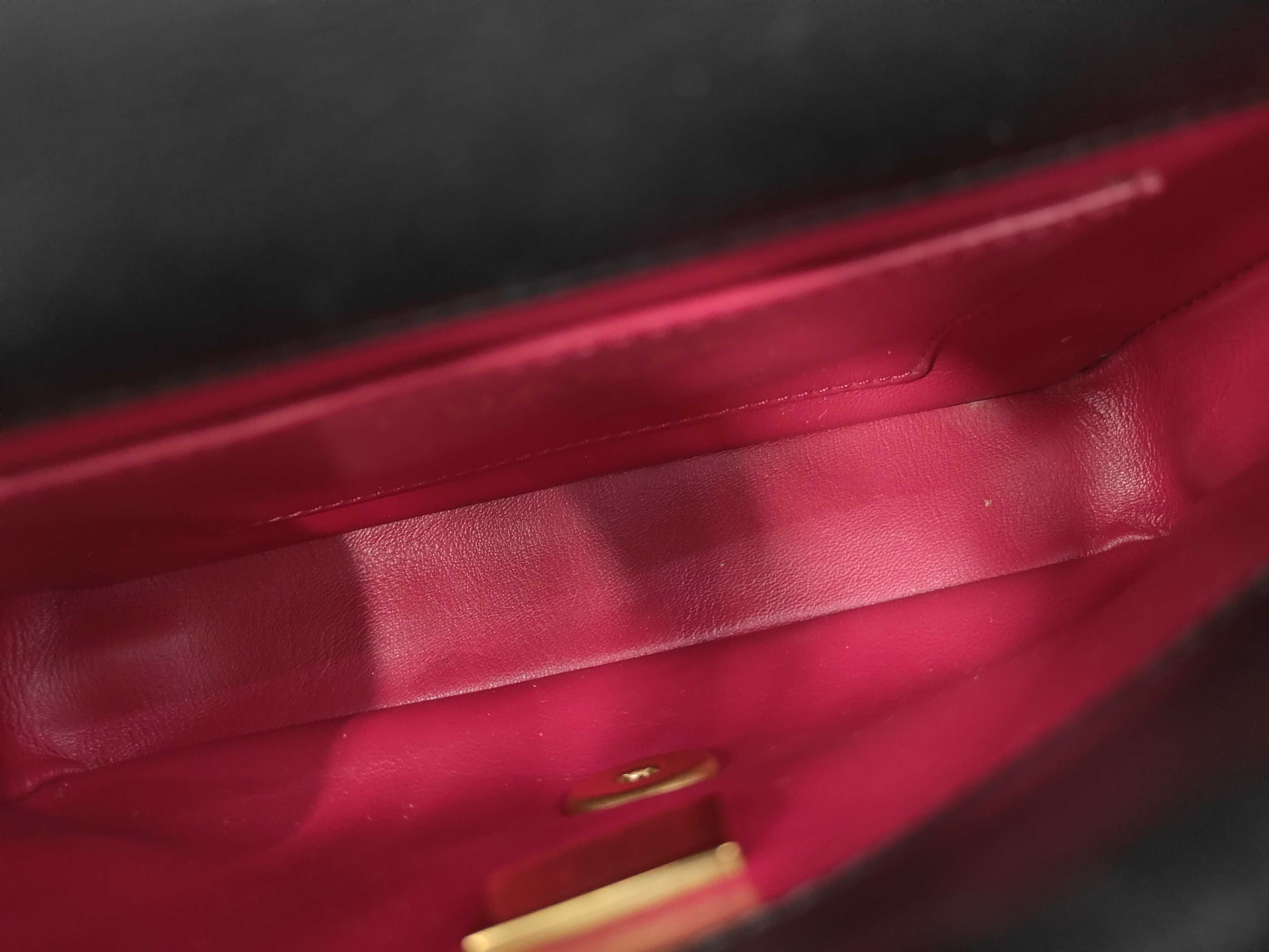 22P Chain Shoulder Bag — view 11