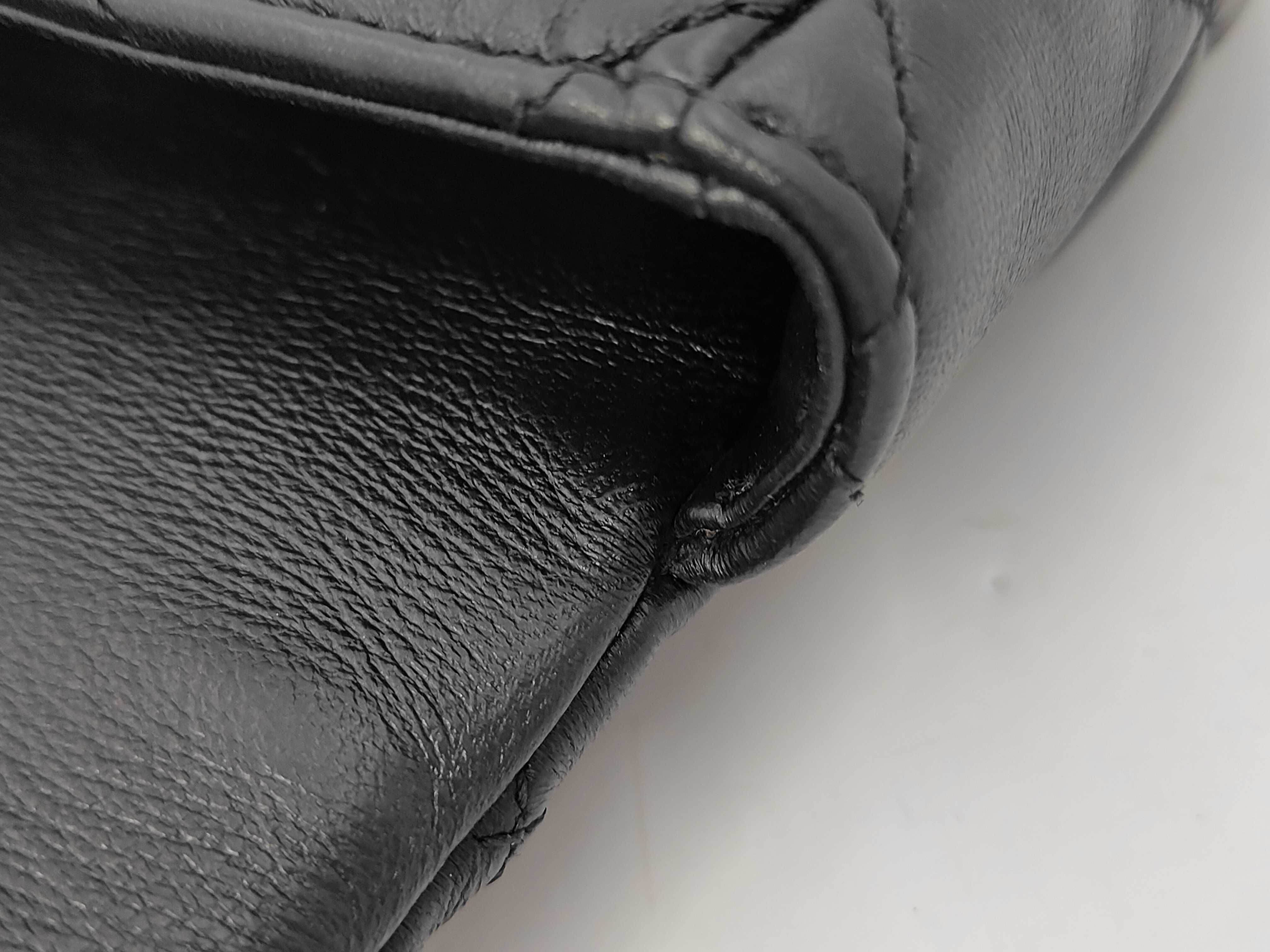22P Chain Shoulder Bag — view 9