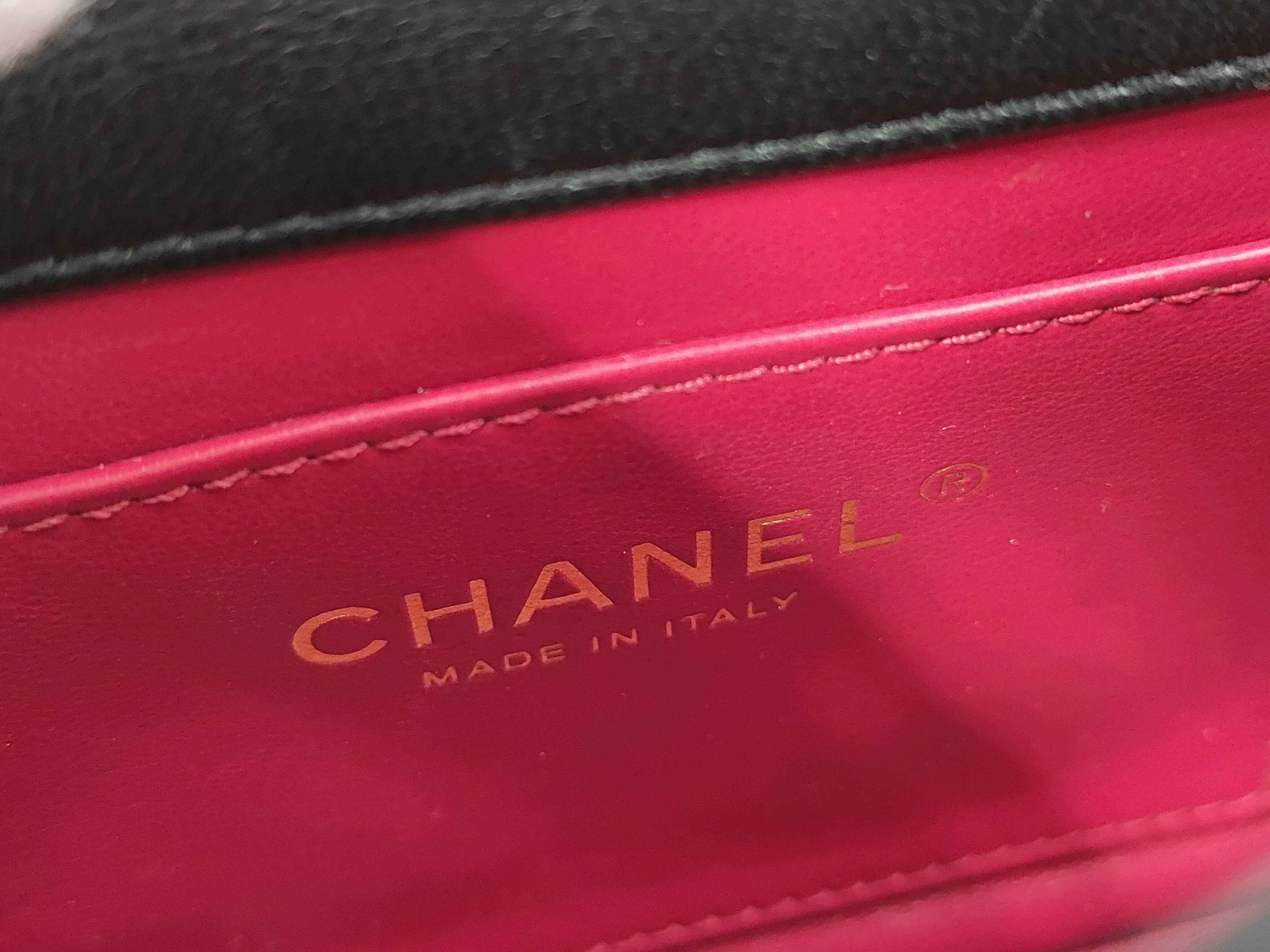 22P Chain Shoulder Bag — view 10