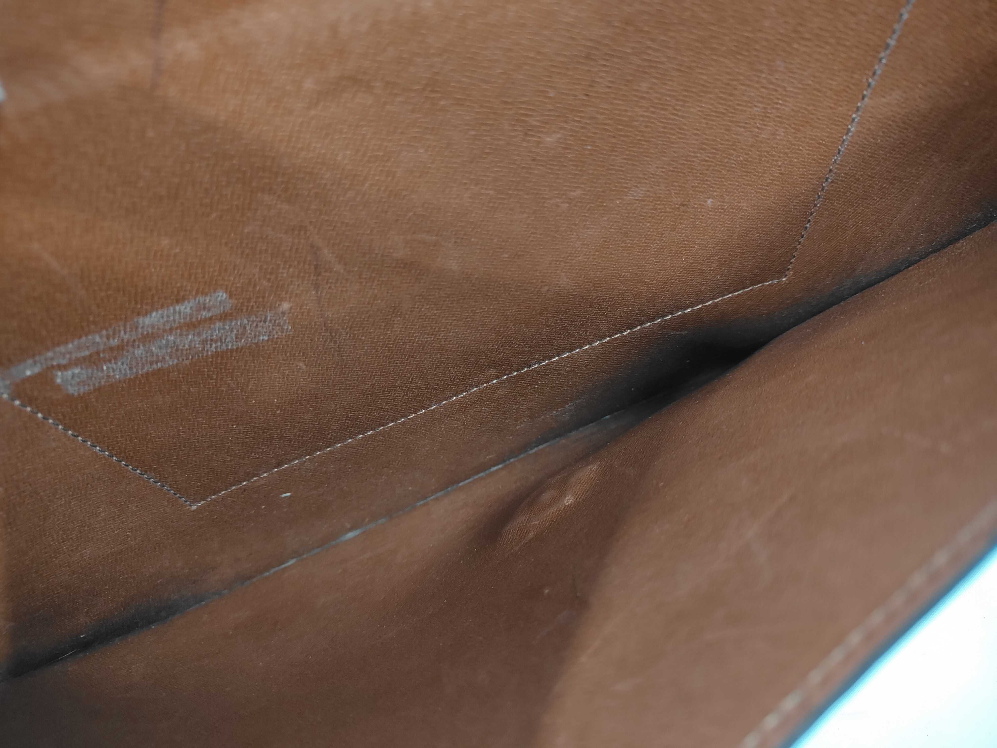 Monogram — view 7