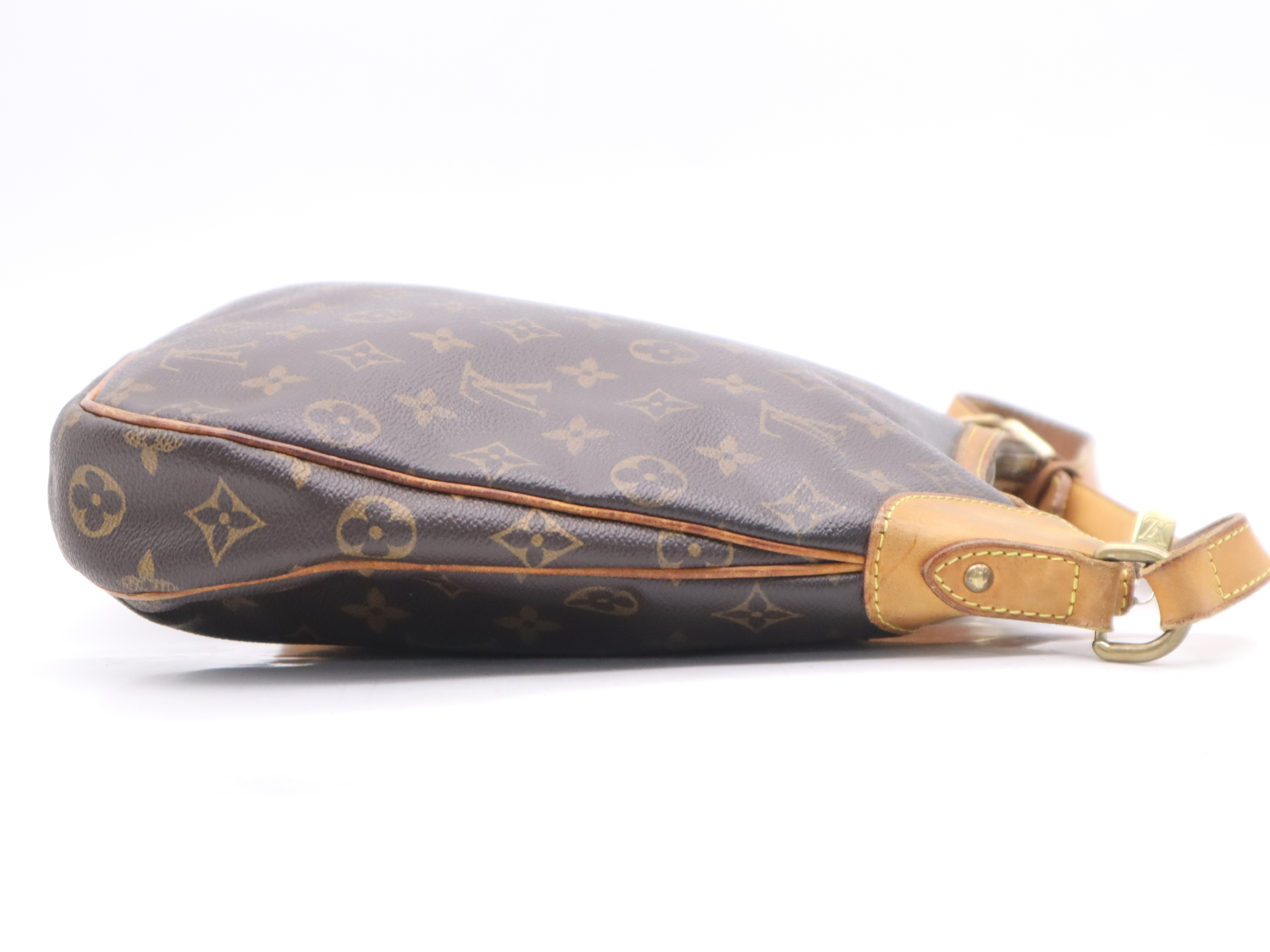 M56390 Monogram Odeon PM Shoulder Bag — view 5