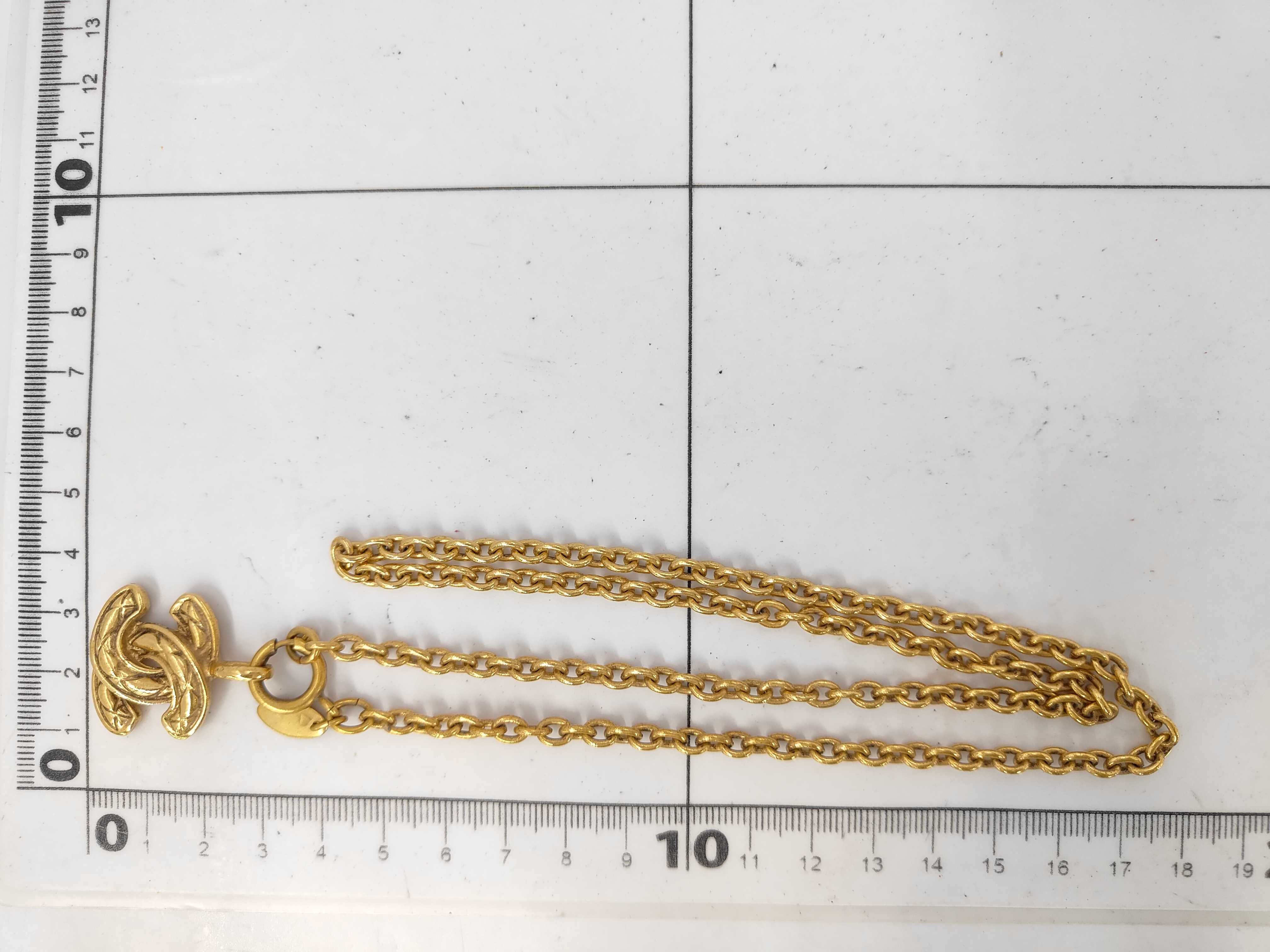 Matelassé Coco Gold Necklace — view 7