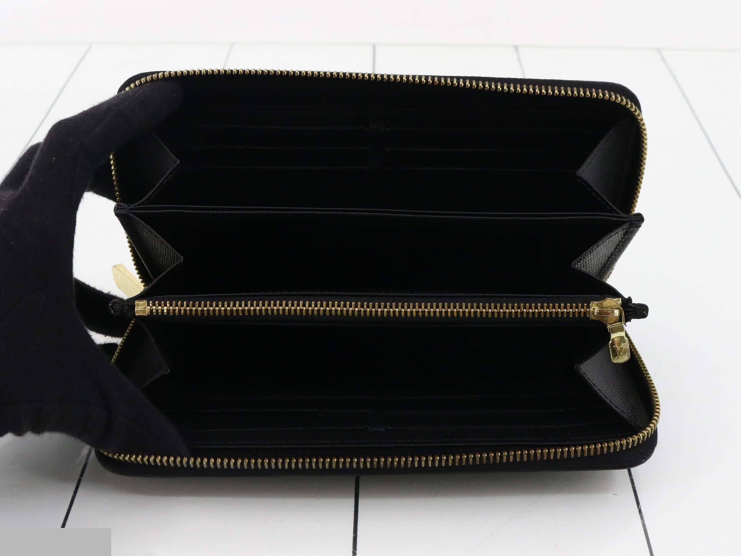 Zippy Wallet Noir Black M68755 — view 4