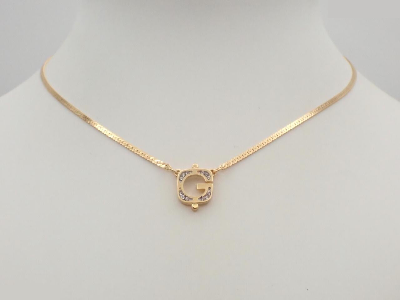 Other lines: Precious metals, necklaces, pendants, chains approximately 40cm long. — view 3