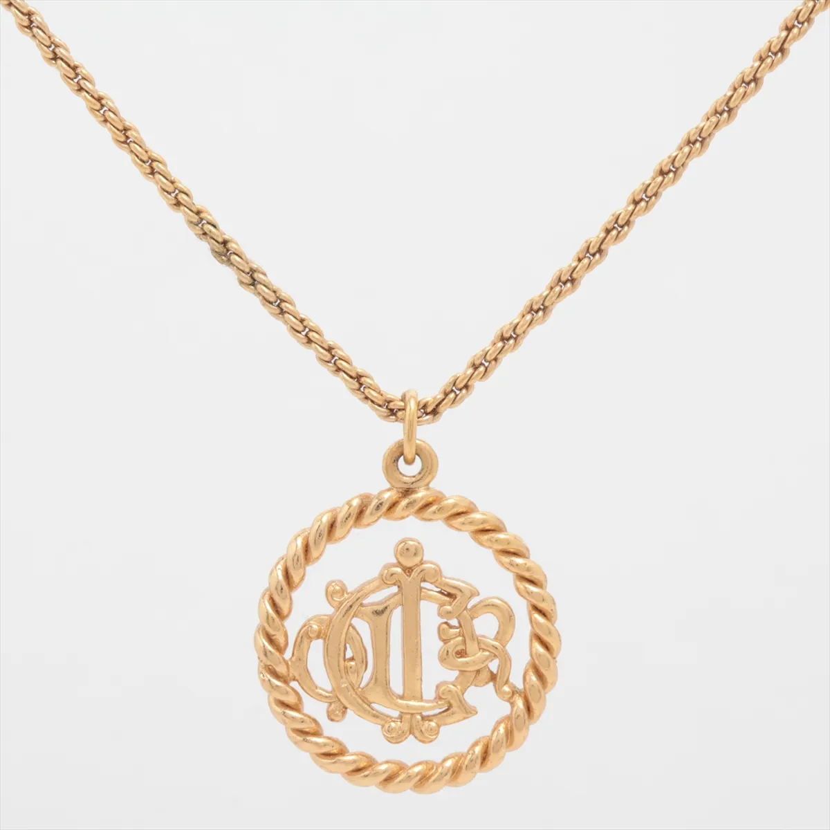 logo necklace, GP gold. Shows — view 2
