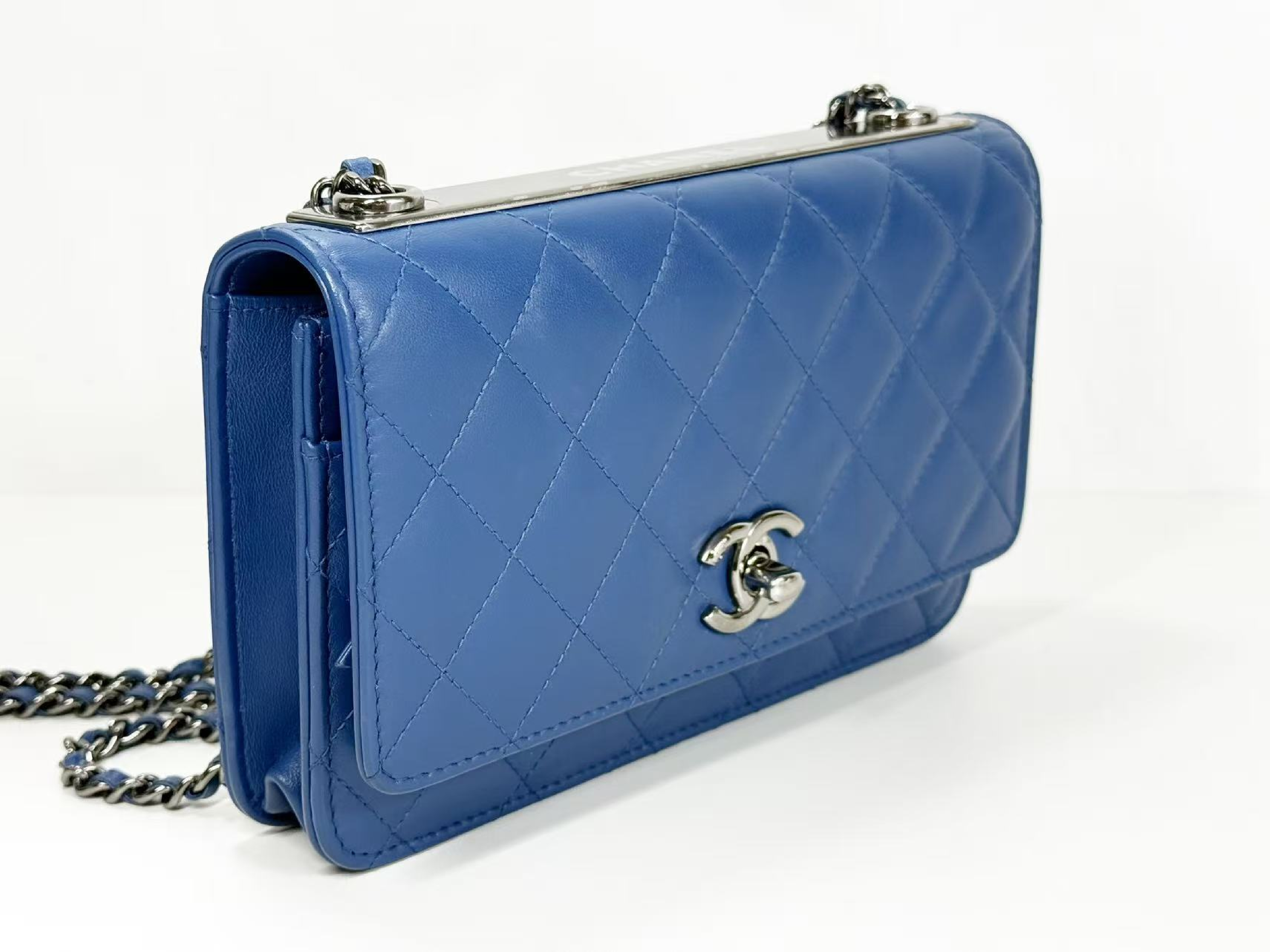 Matelassé Trendy CC CHANEL Plate Royal Blue W19cm approx. 23 series [Comes with dust bag, authenticity card, and seal] B Silver hardware Shoulder bag 23868913 Shoulder bag — view 6