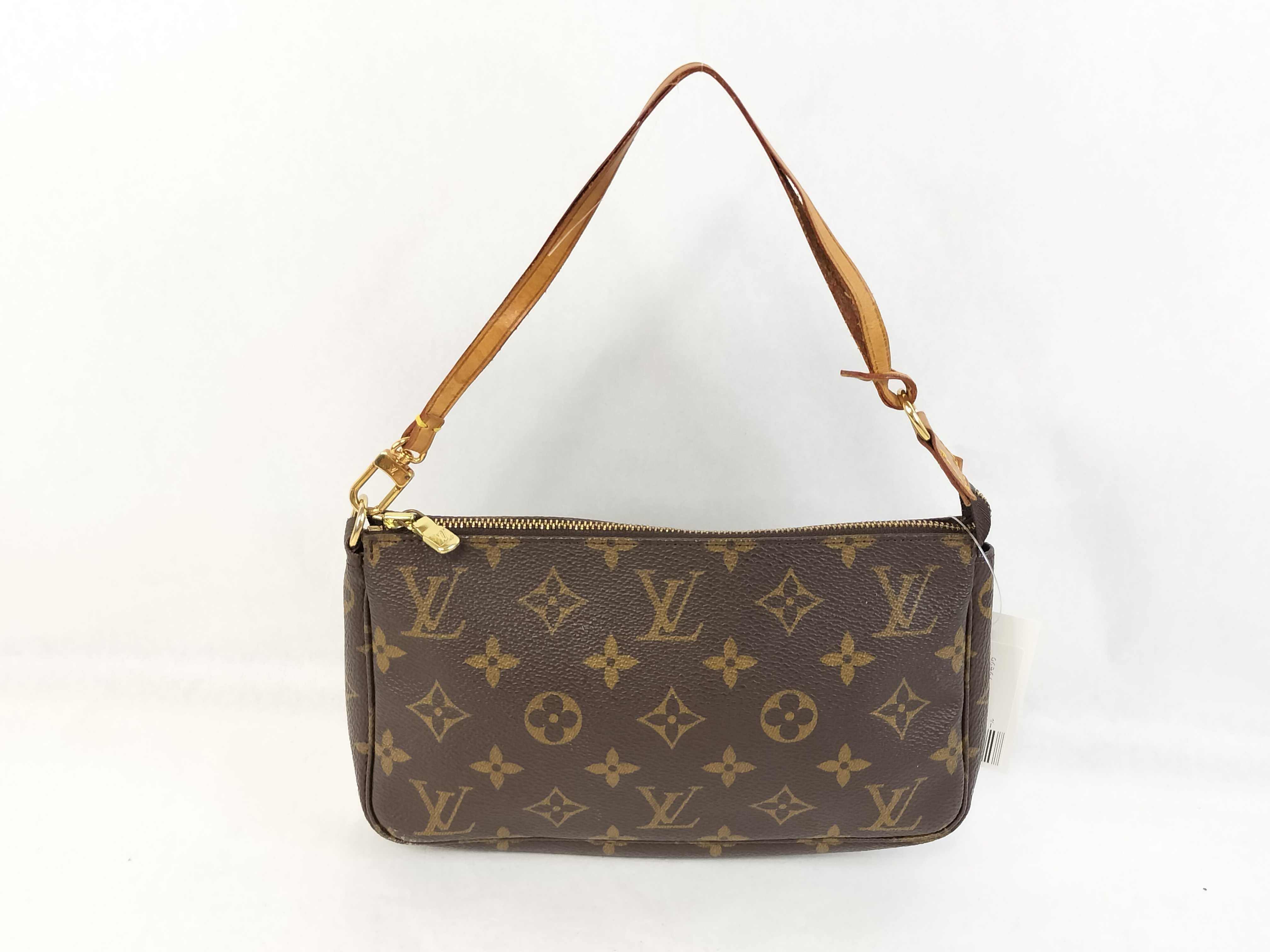Monogram M40712 Pochette Accessoires Handbag