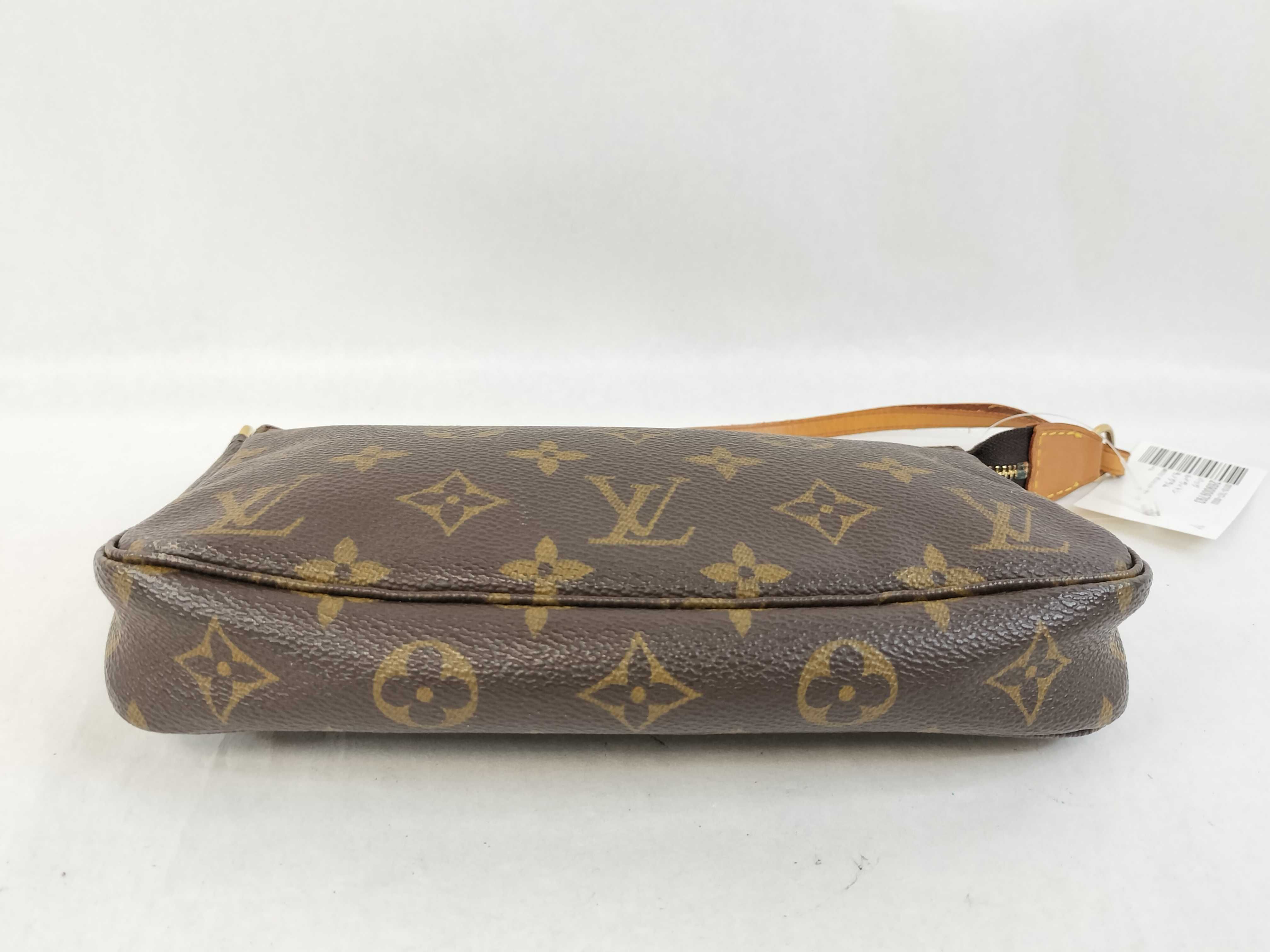 Monogram M40712 Pochette Accessoires Handbag — view 8