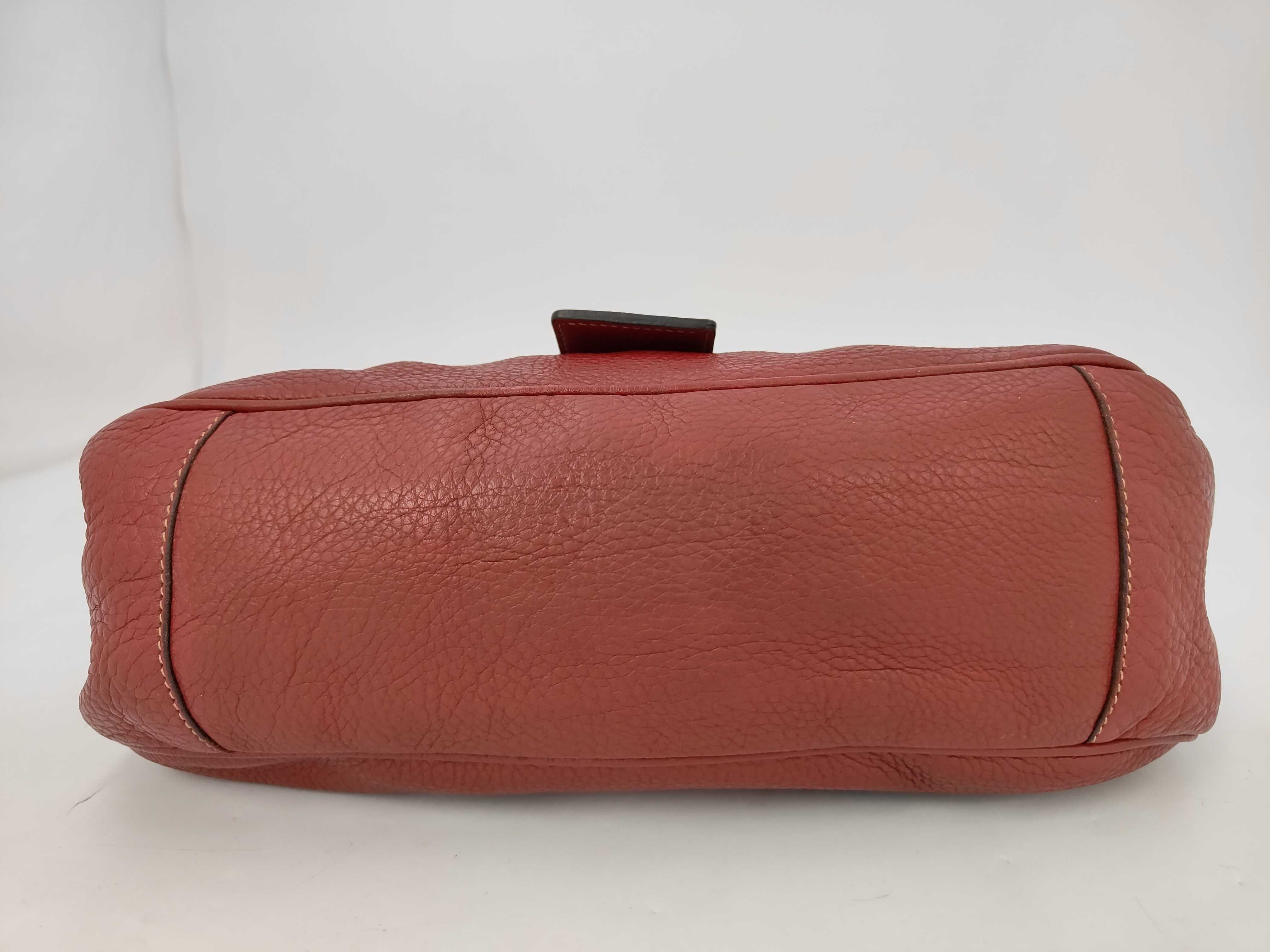 Vitello Daino Leather Moon Bag One-Shoulder Bag Handbag — view 7