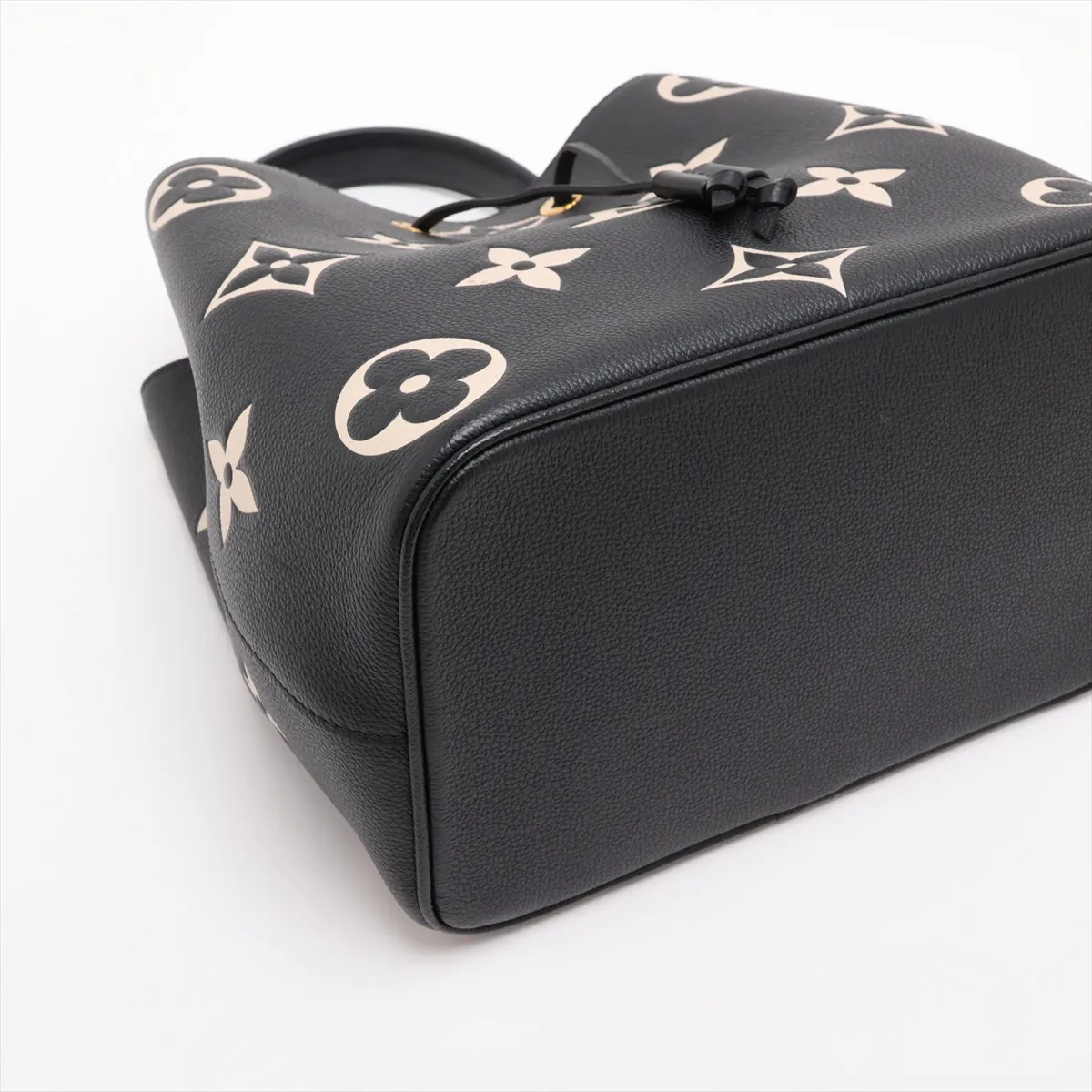 Bicolor Monogram Empreinte NeoNoe MM M45497 Black (RFID detected) — view 4