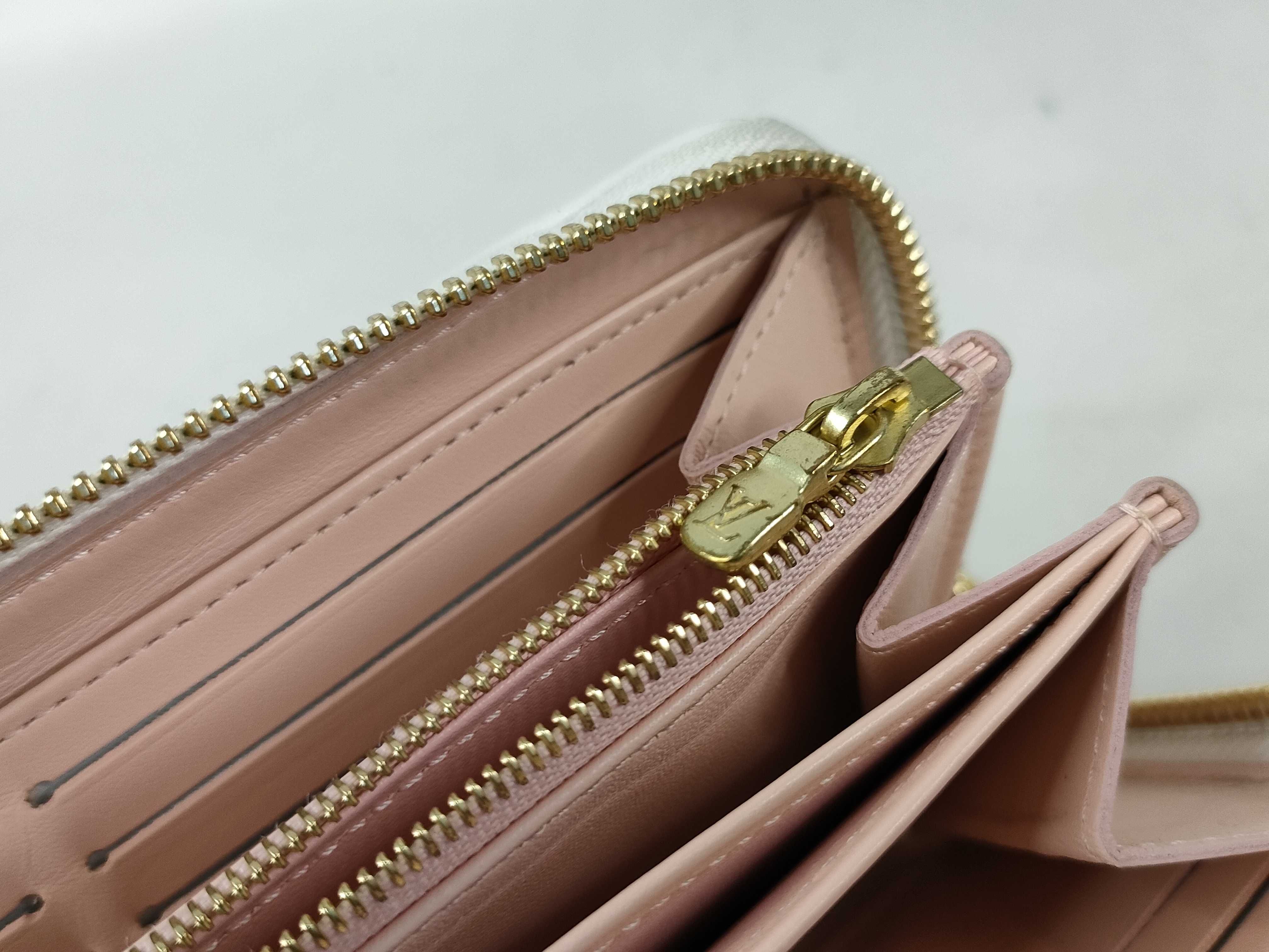 LV Garden Zippy Wallet M81694 — view 15