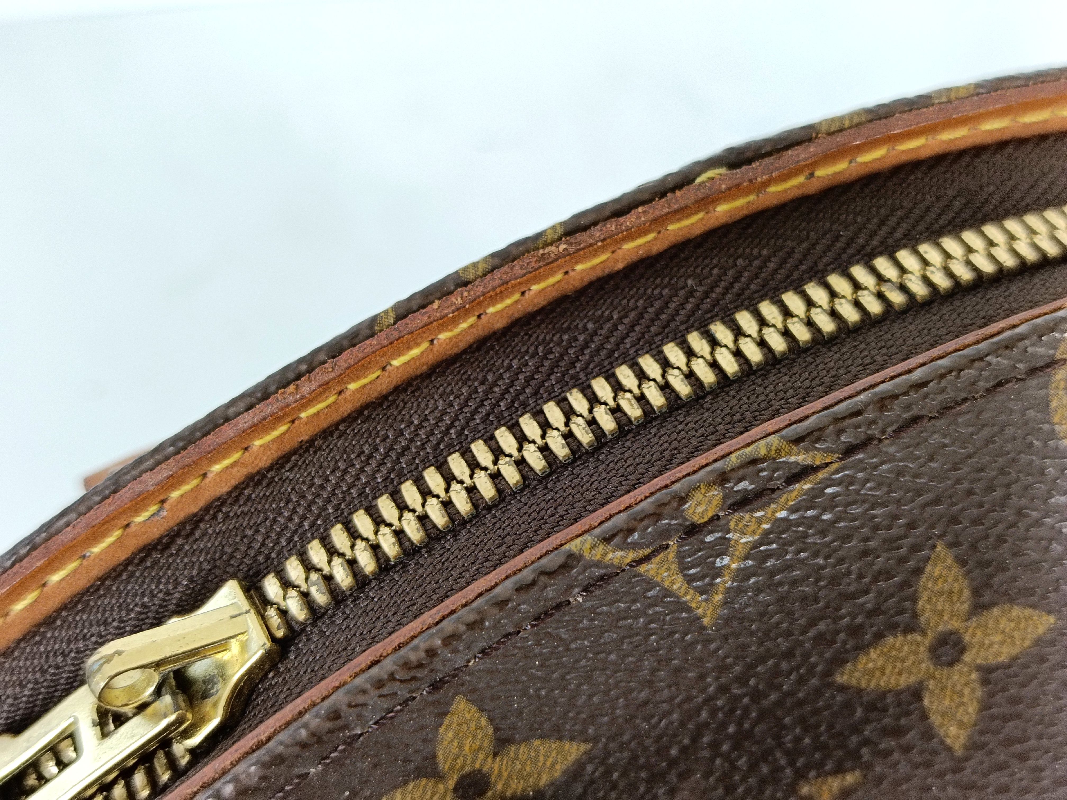 Monogram PH - Monogram Brown Canvas Ellipse PM Handbag — view 13