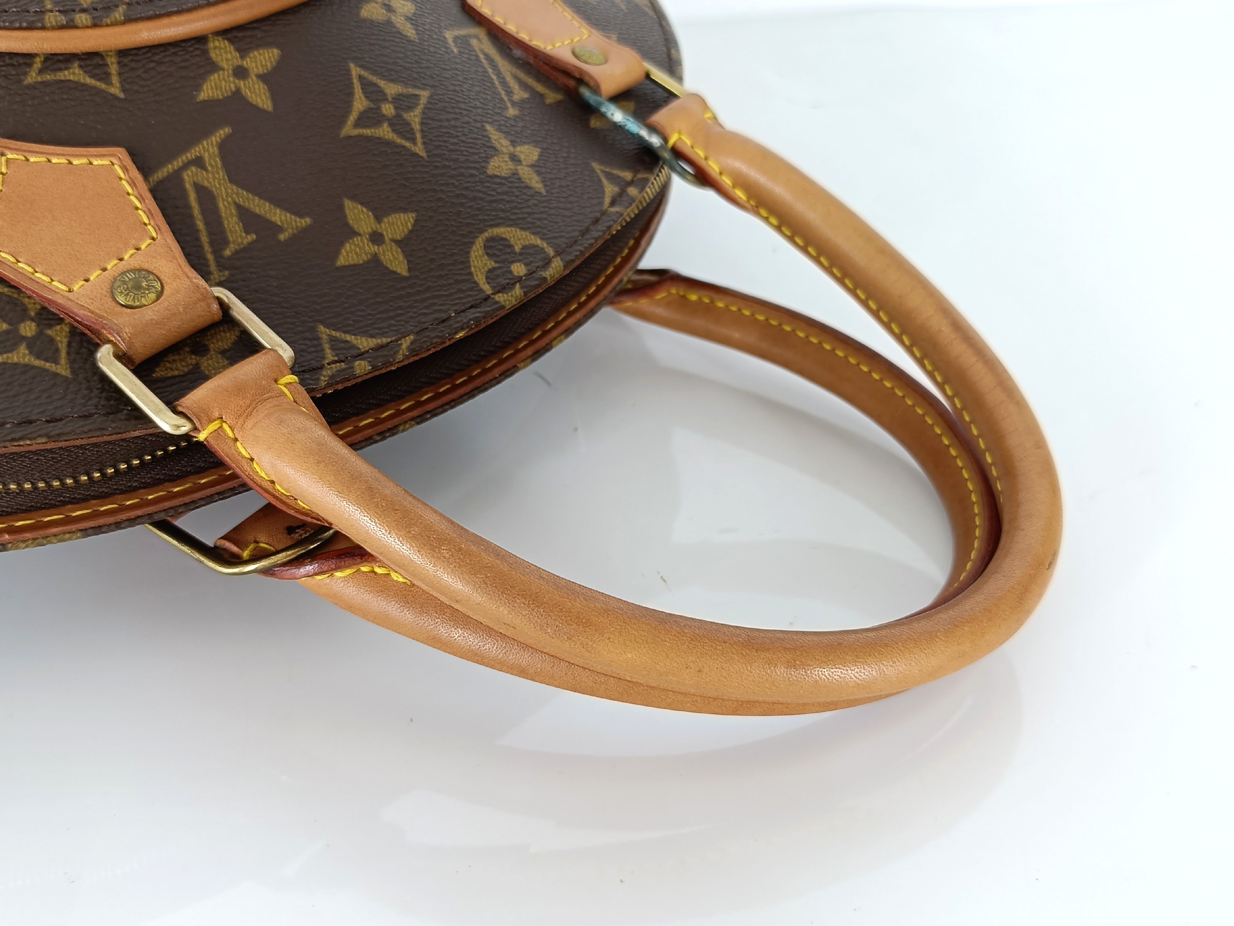 Monogram PH - Monogram Brown Canvas Ellipse PM Handbag — view 3
