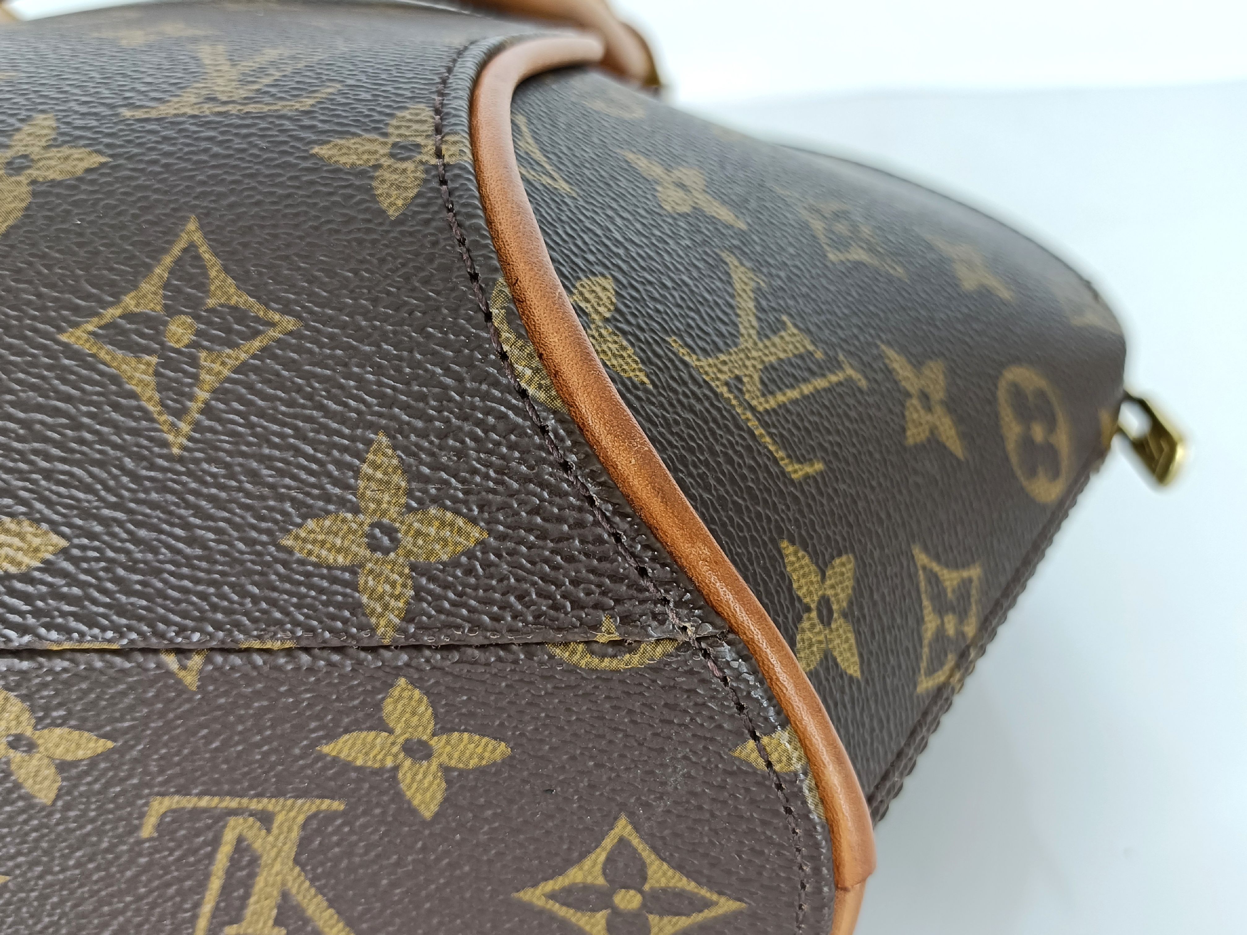 Monogram PH - Monogram Brown Canvas Ellipse PM Handbag — view 6