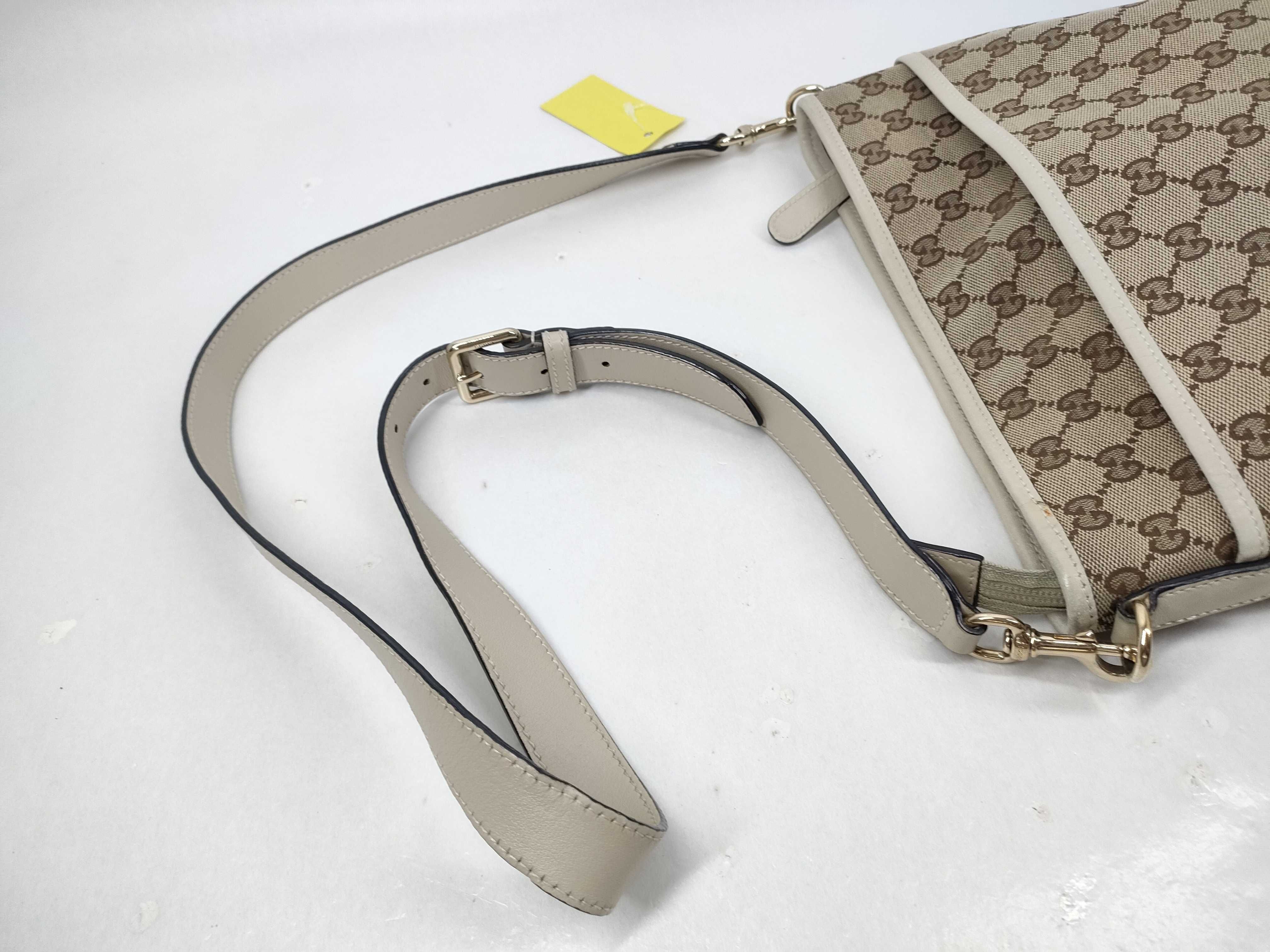GG Canvas 338924 Shoulder Bag — view 6