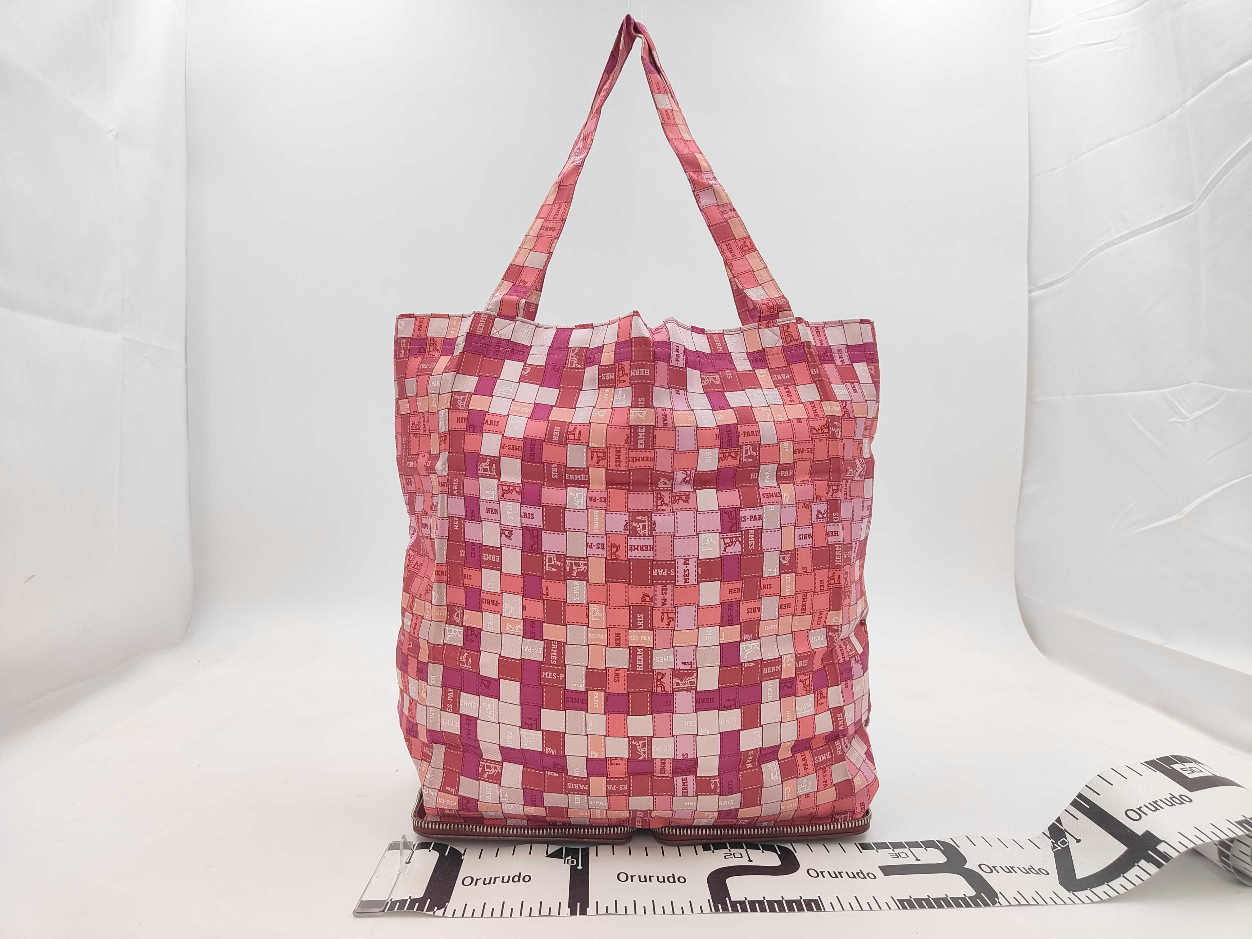 Silky Pop Tote Bag ( K stamp) Handbag — view 2