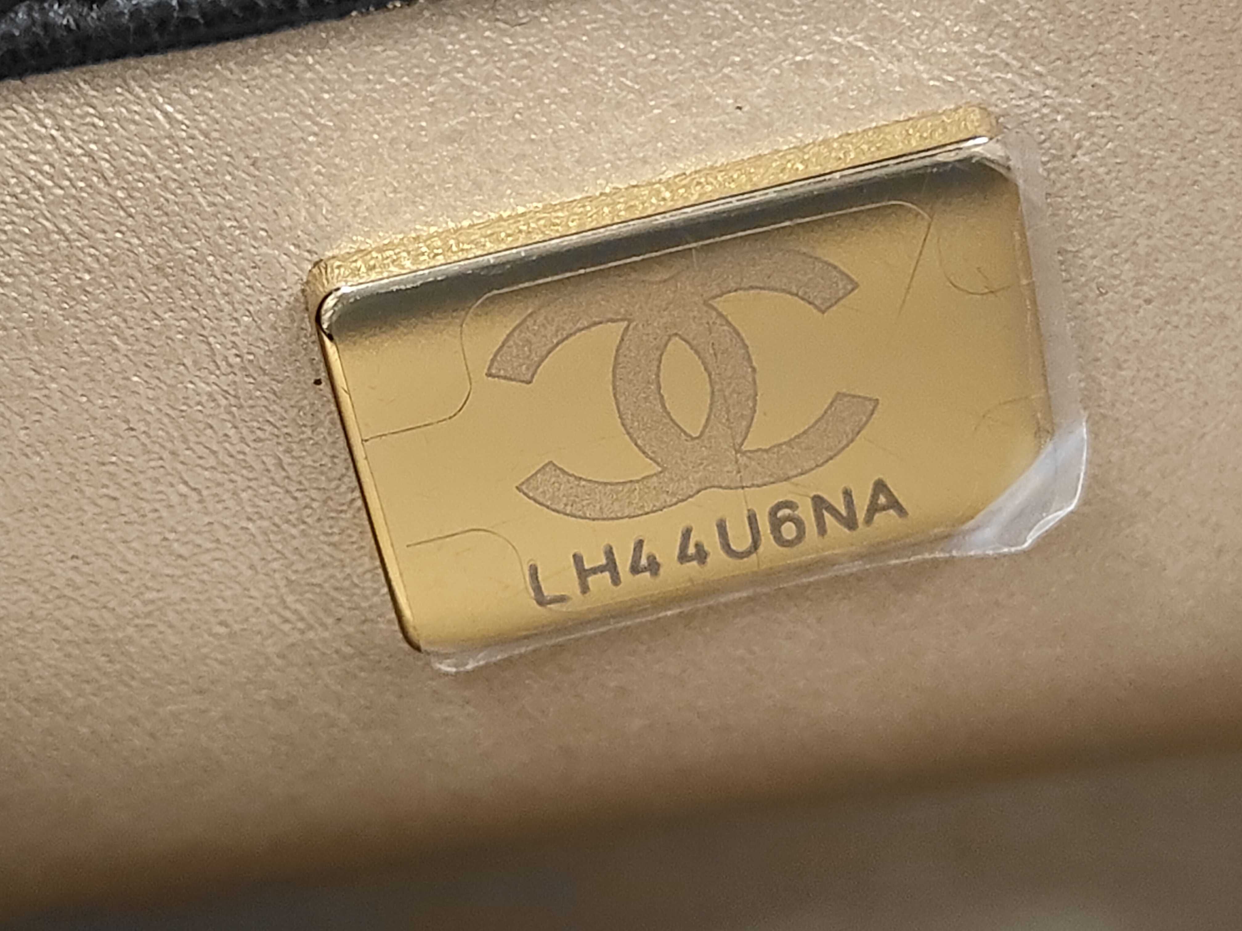Mini Matelassé Lambskin Chain Shoulder Bag — view 12