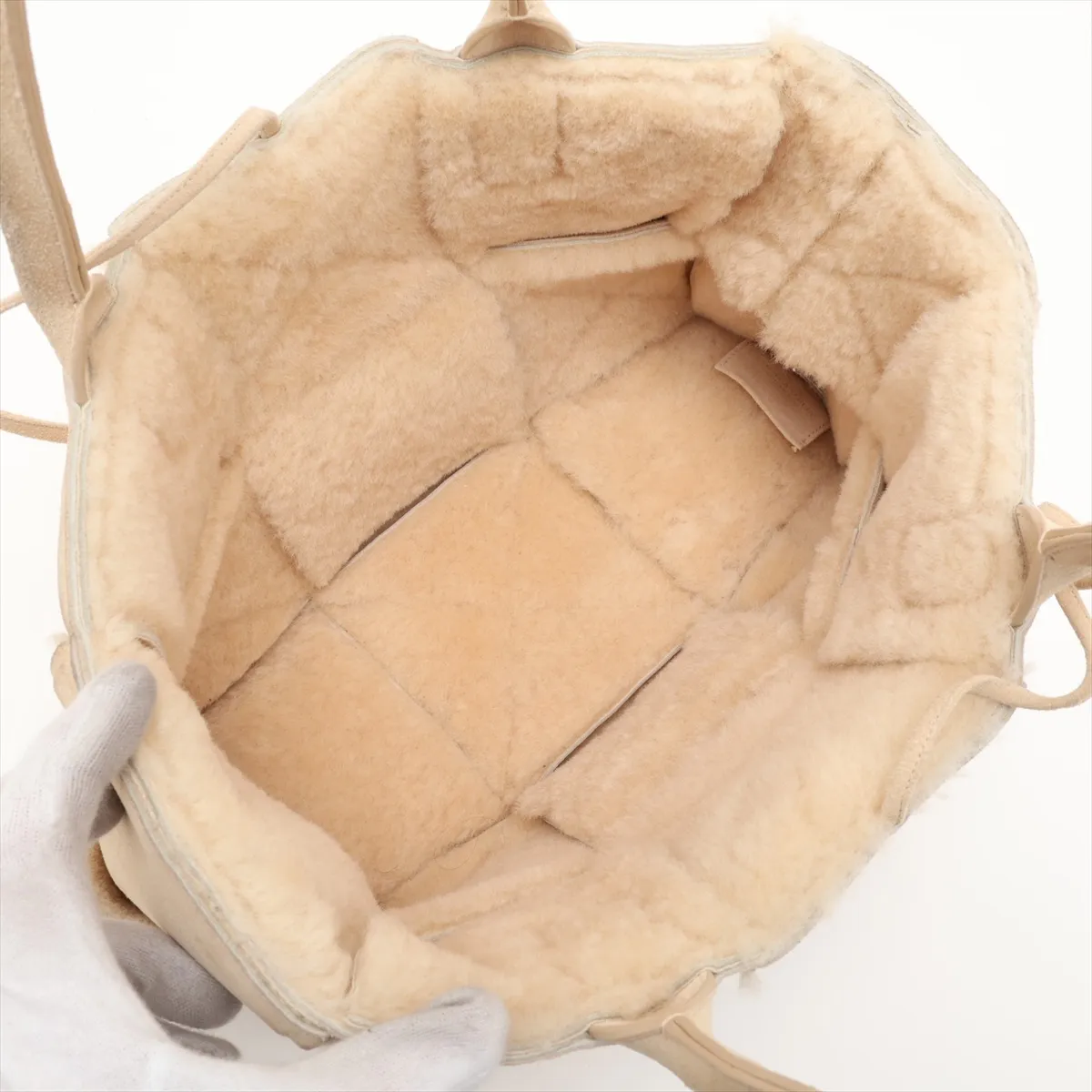 Maxi Intrecciato The Arco Tote Suede x Wool Tote Bag Beige — view 7
