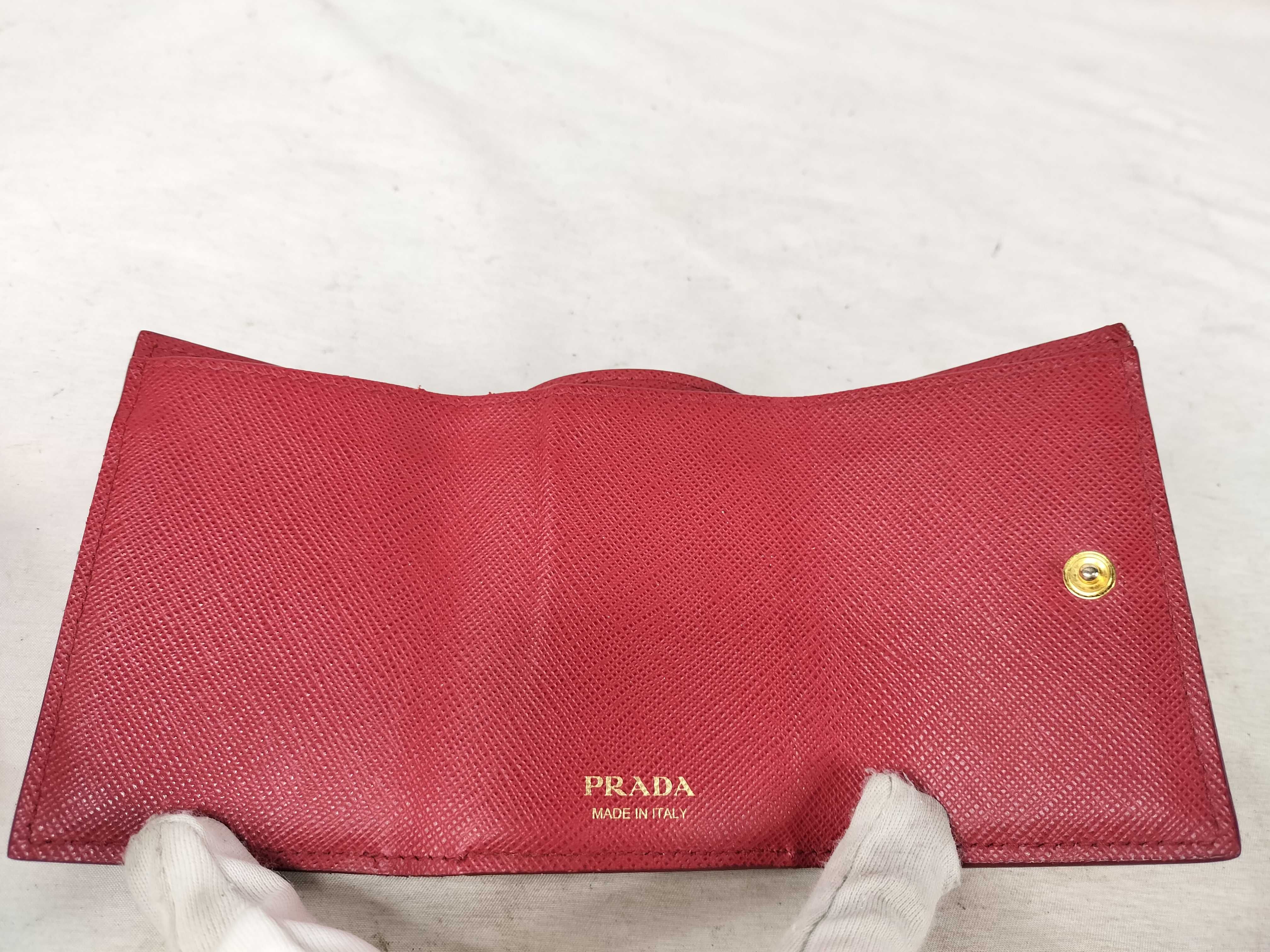 Compact Wallet with Guarantee Card — view 9