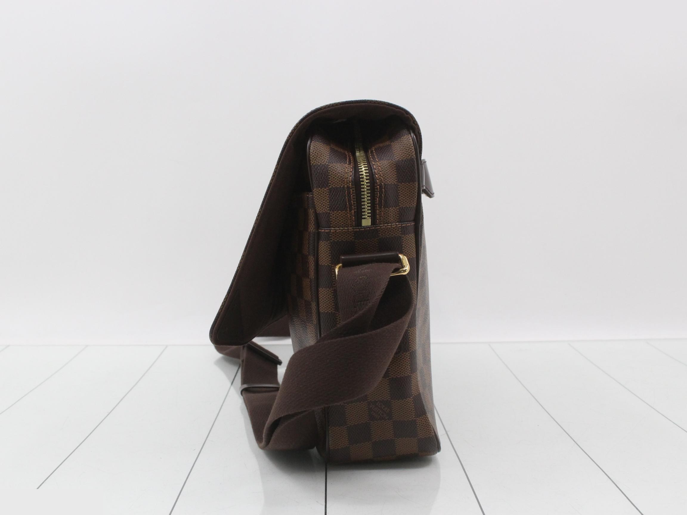 Damier Shelton MM Shoulder Bag — view 3