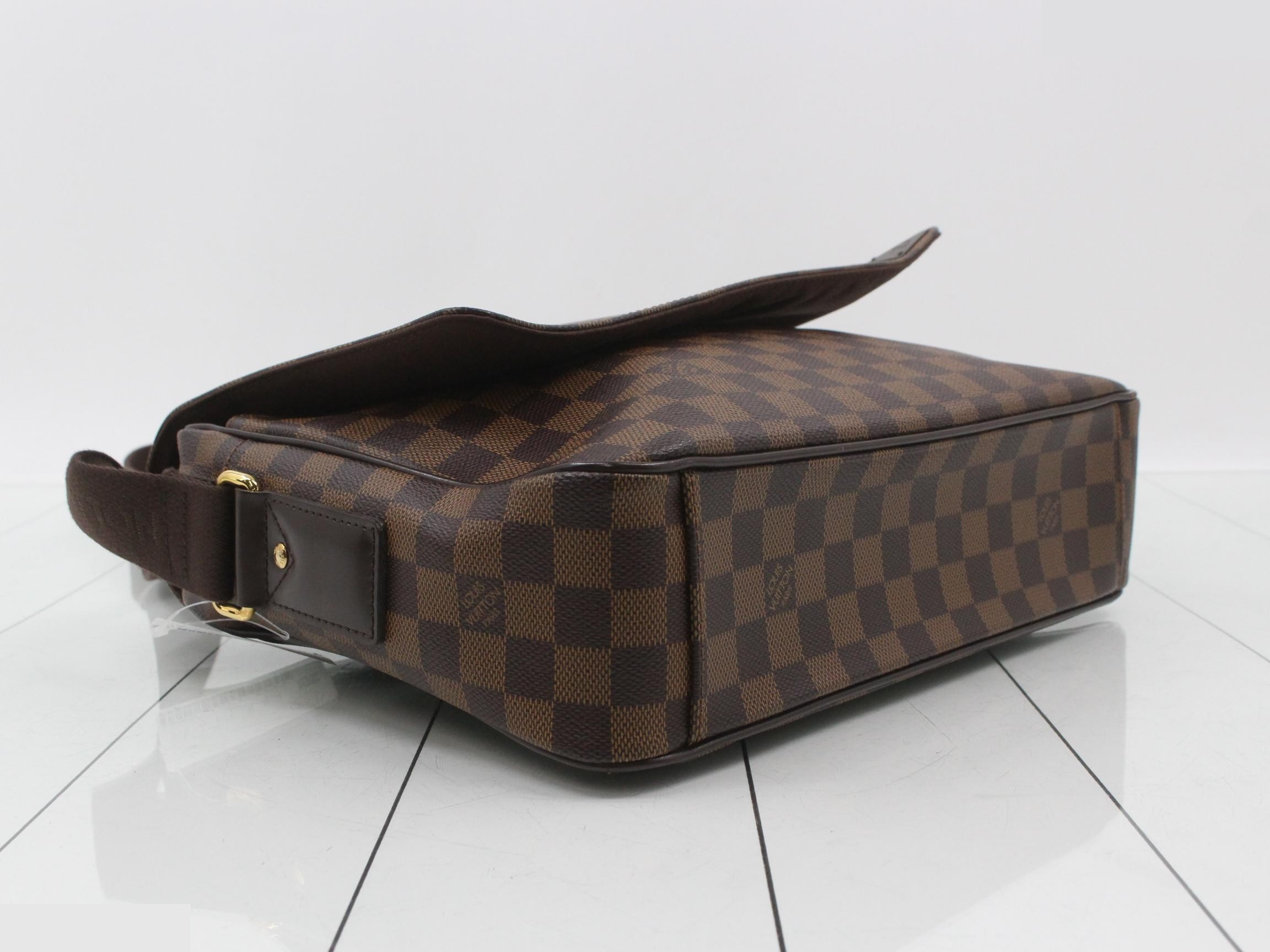 Damier Shelton MM Shoulder Bag — view 5