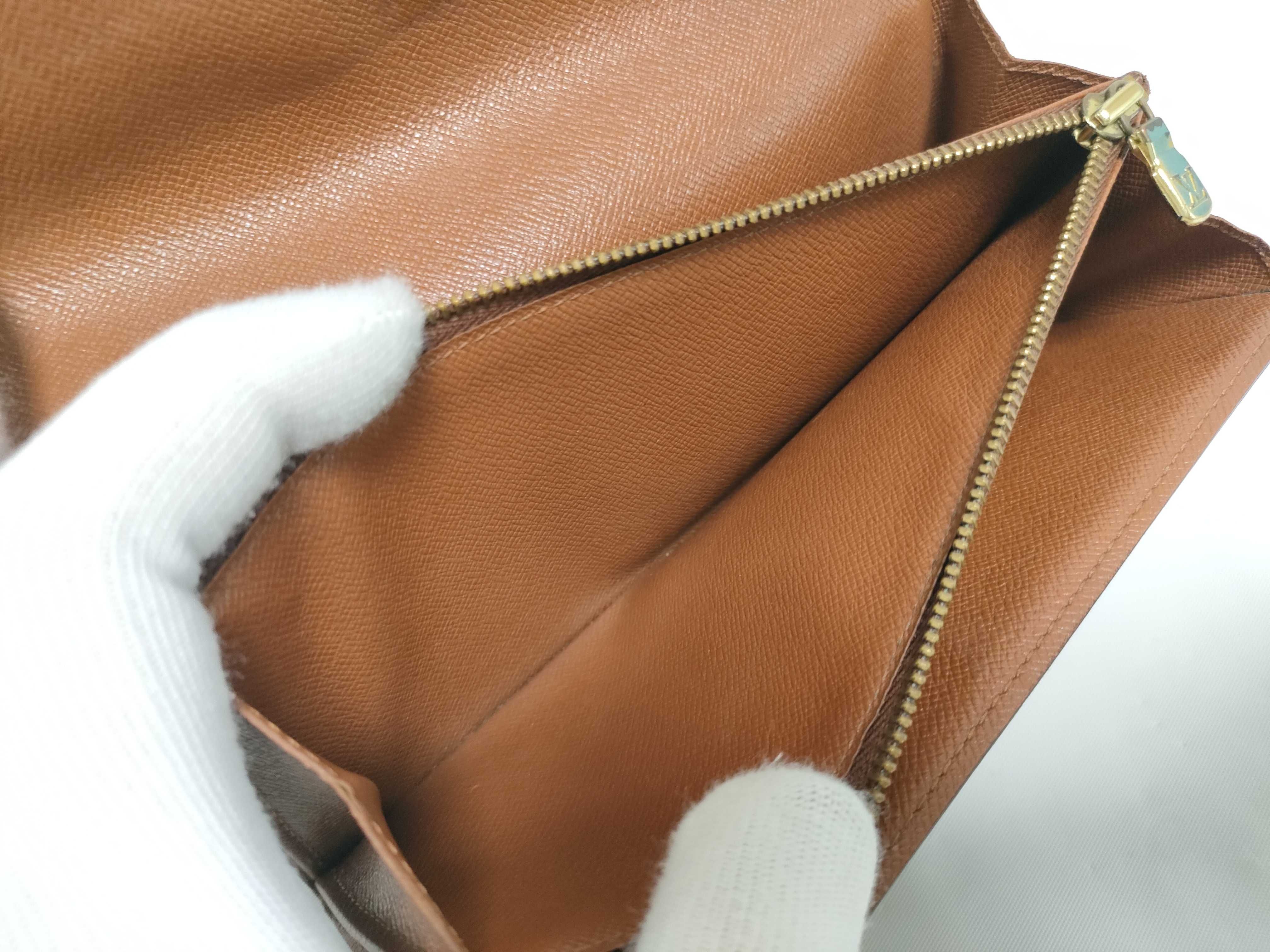 Monogram Portefeuille Sarah Wallet — view 11