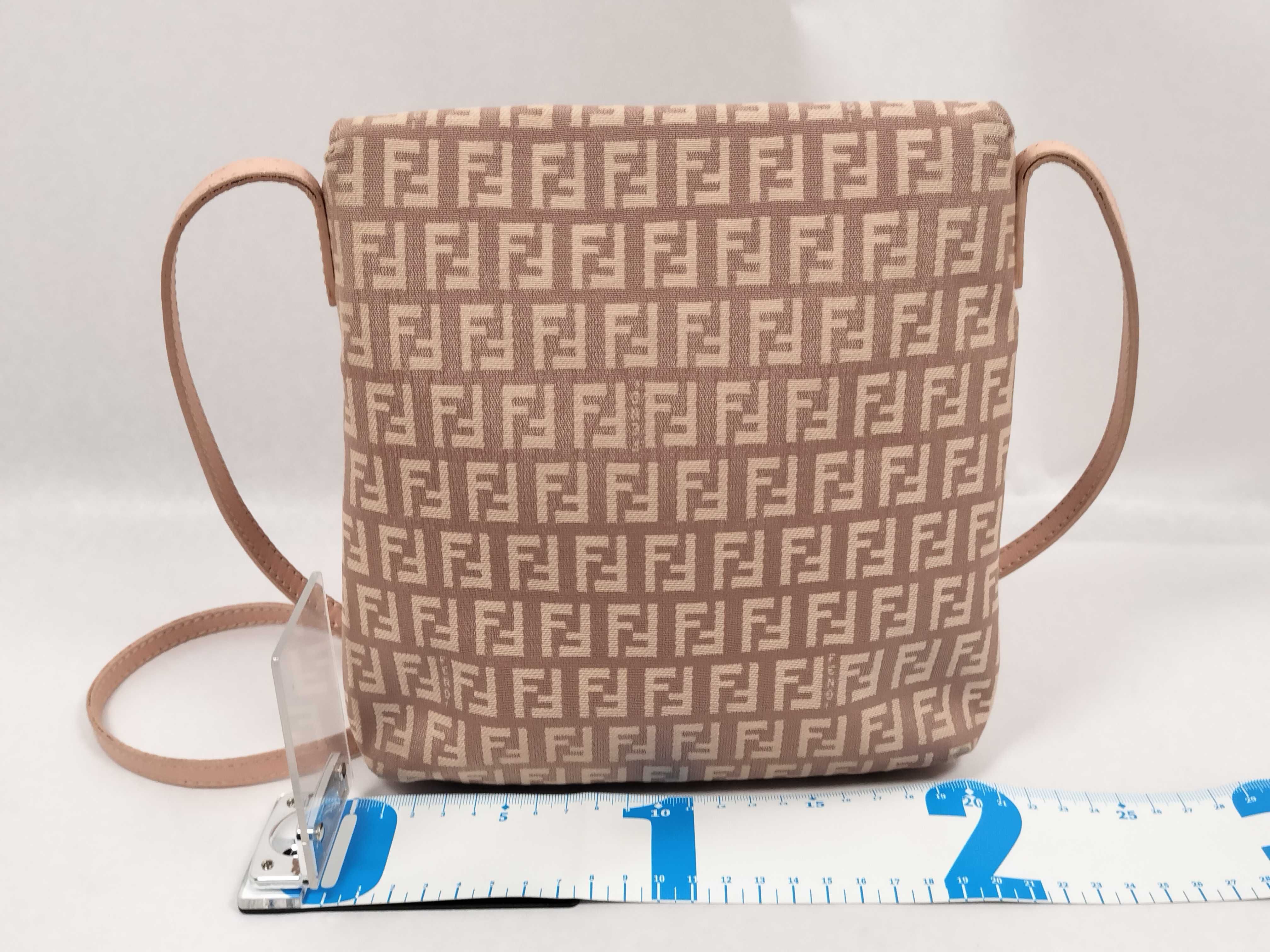 Zucchino Shoulder Bag — view 2