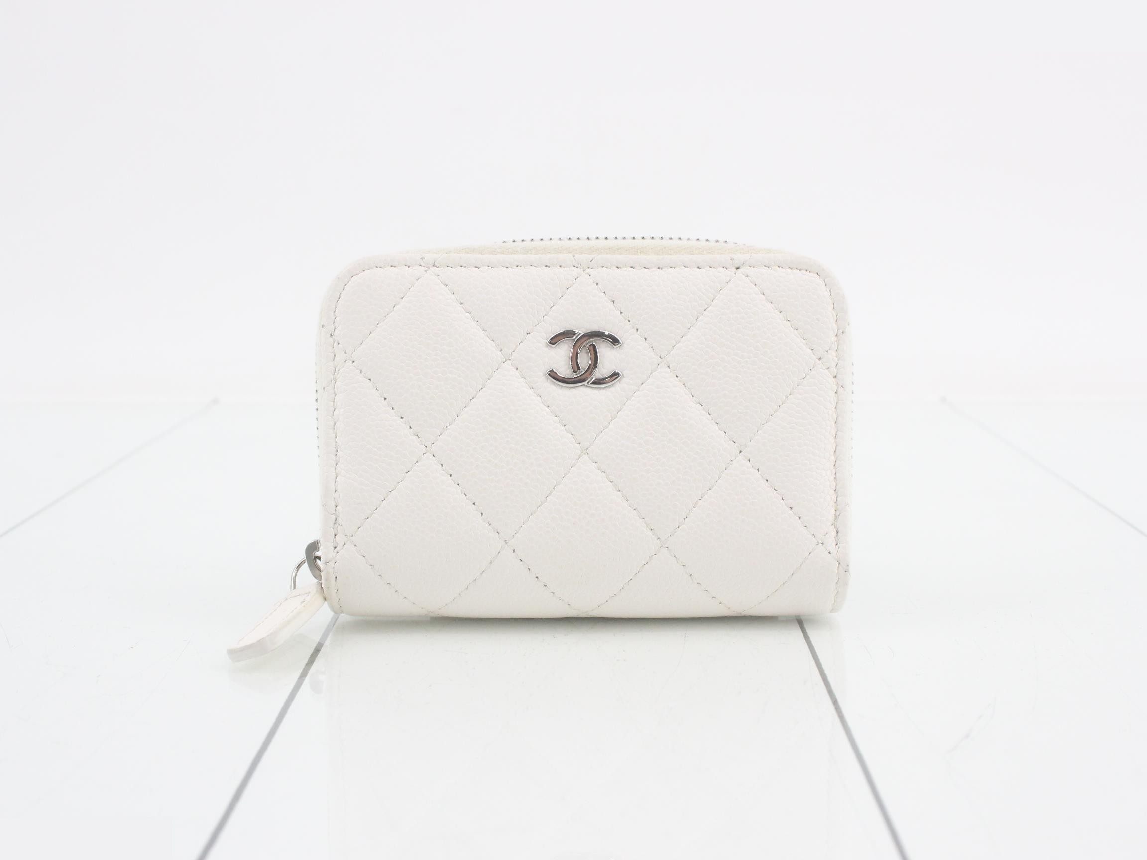 Matelassé Caviar Skin Coco Mark Card Case