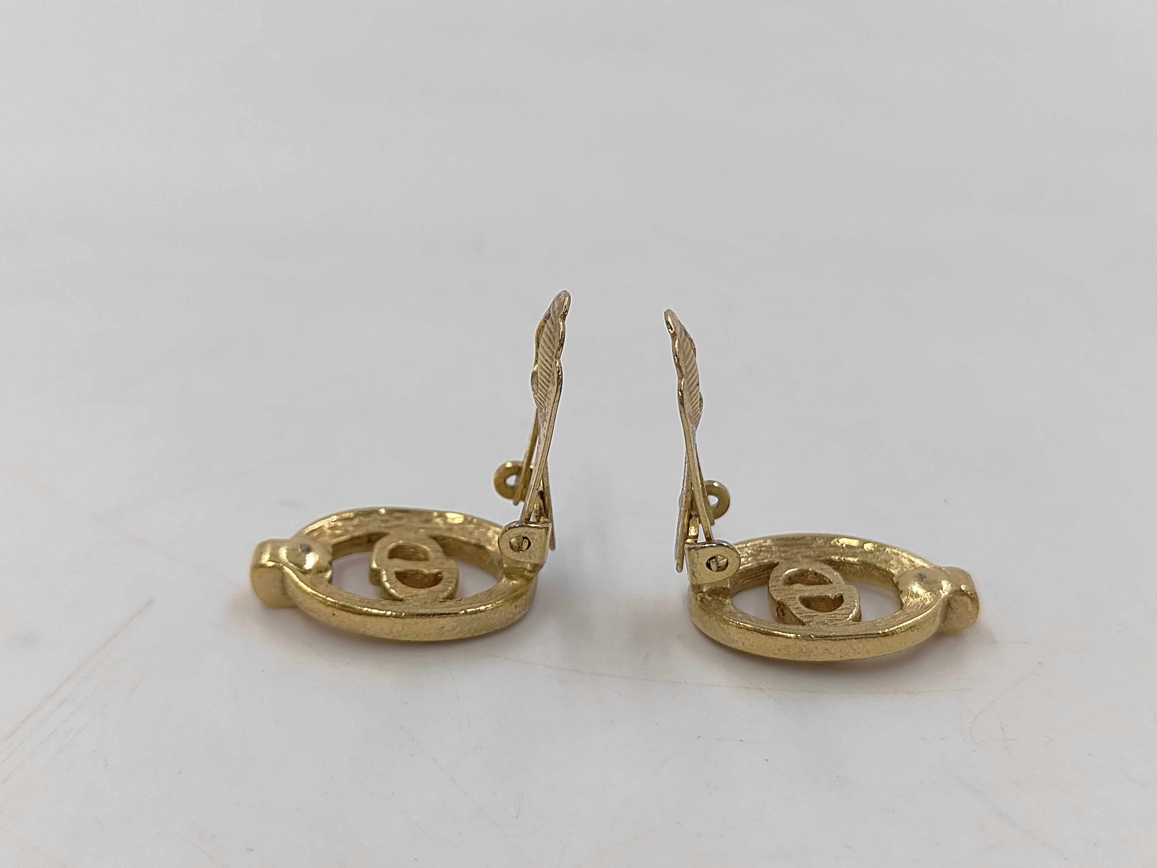 Earrings — view 5