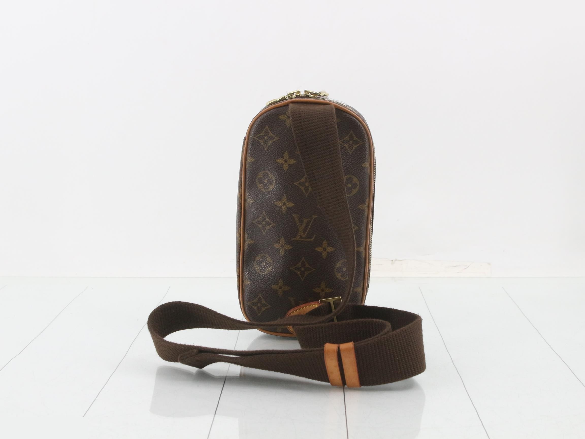 Pochette Gange — view 2