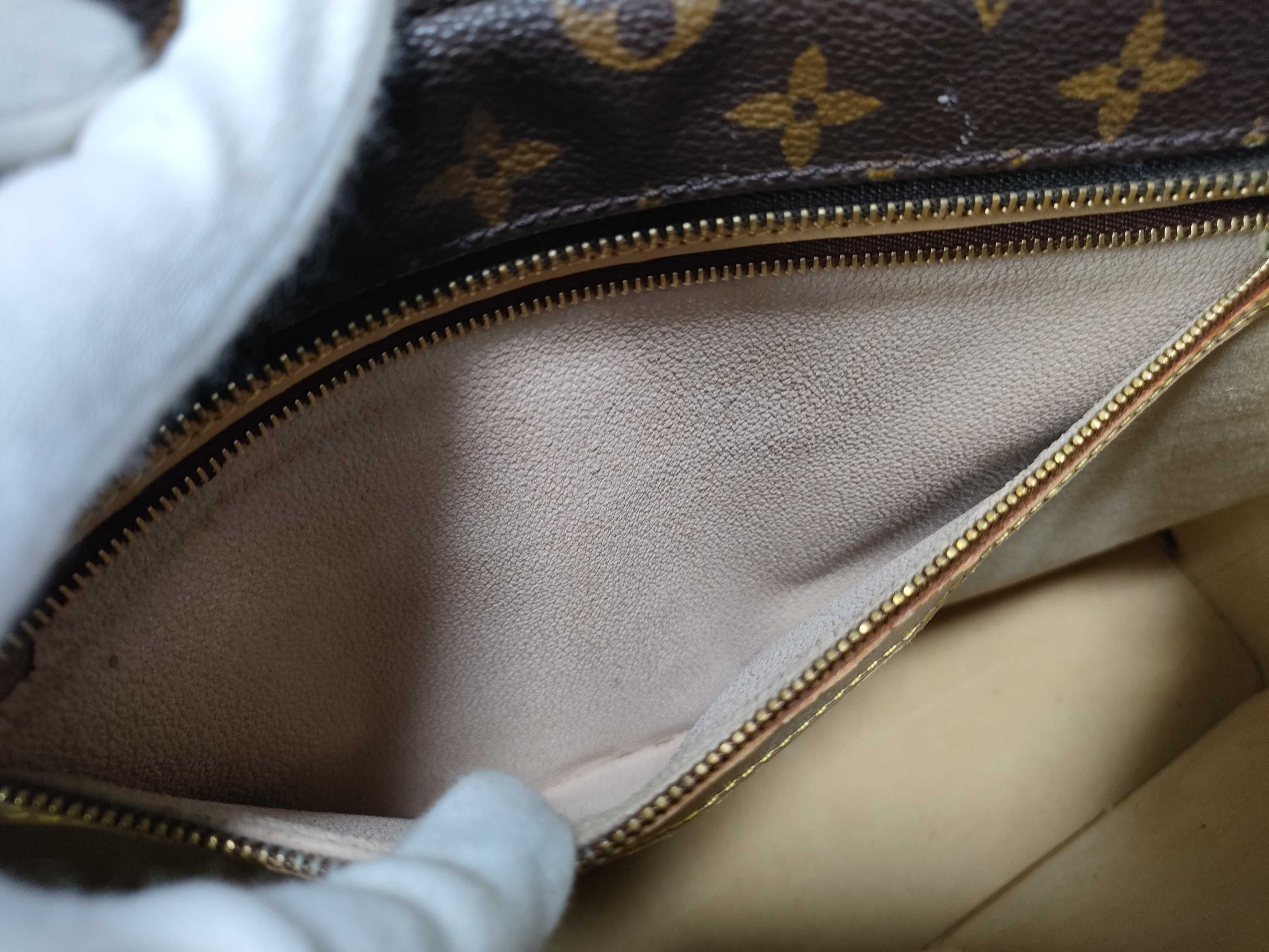 Monogram Louis Vuitton LV Luco Monogram Tote Bag — view 15