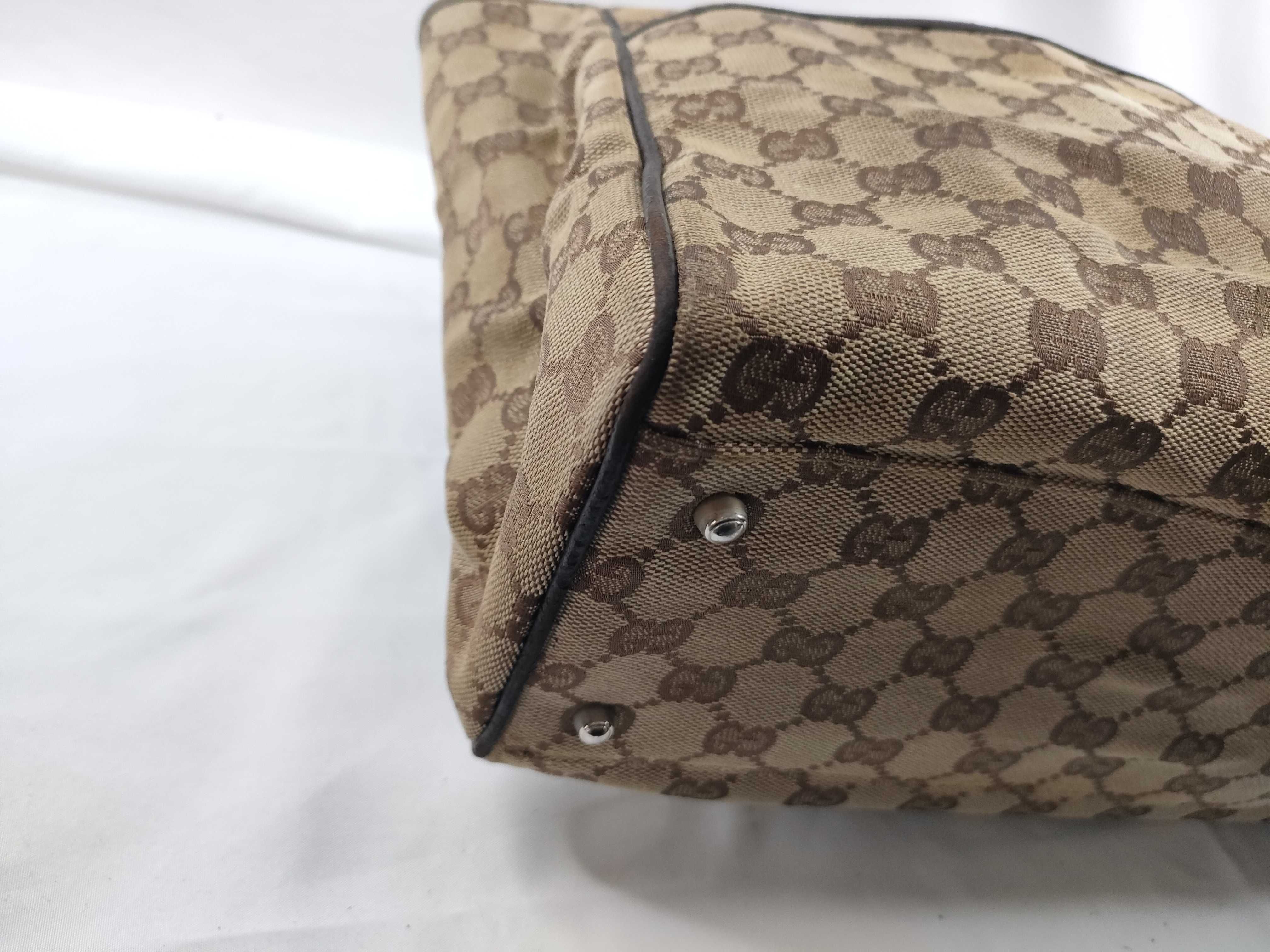 handbag — view 3