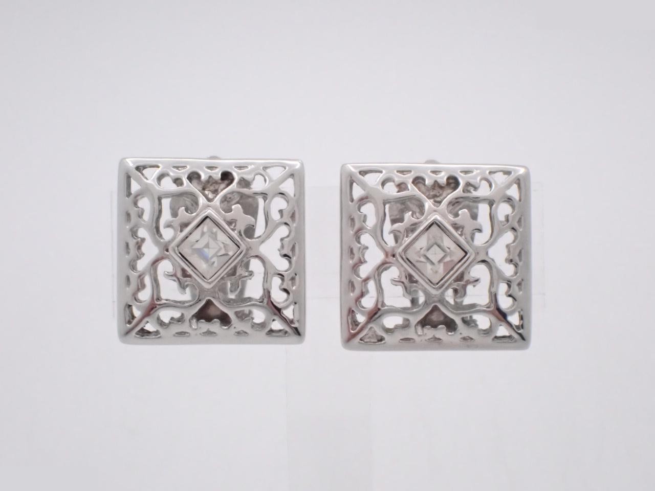 Other lines: Precious metals and earrings