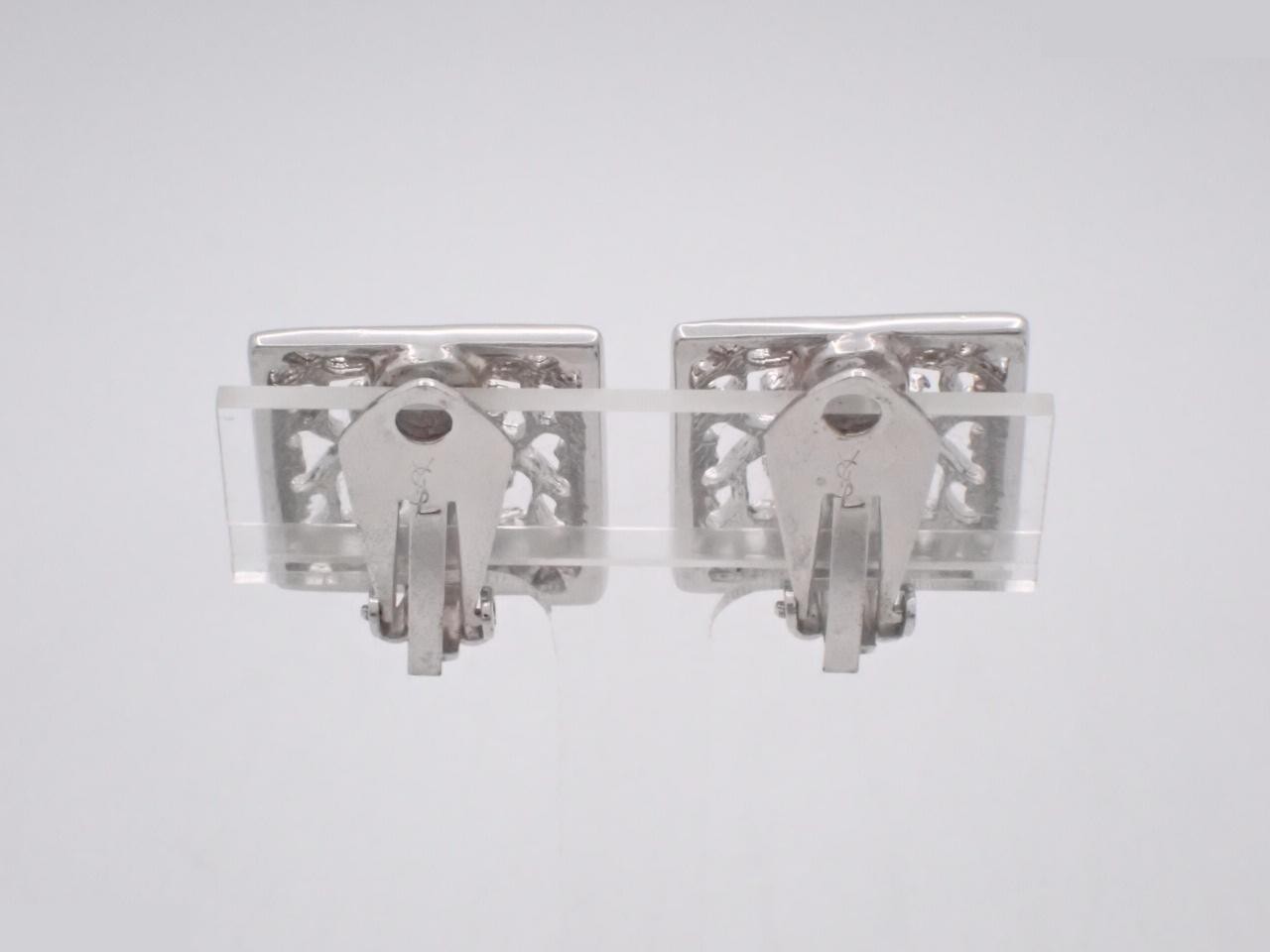 Other lines: Precious metals and earrings — view 2
