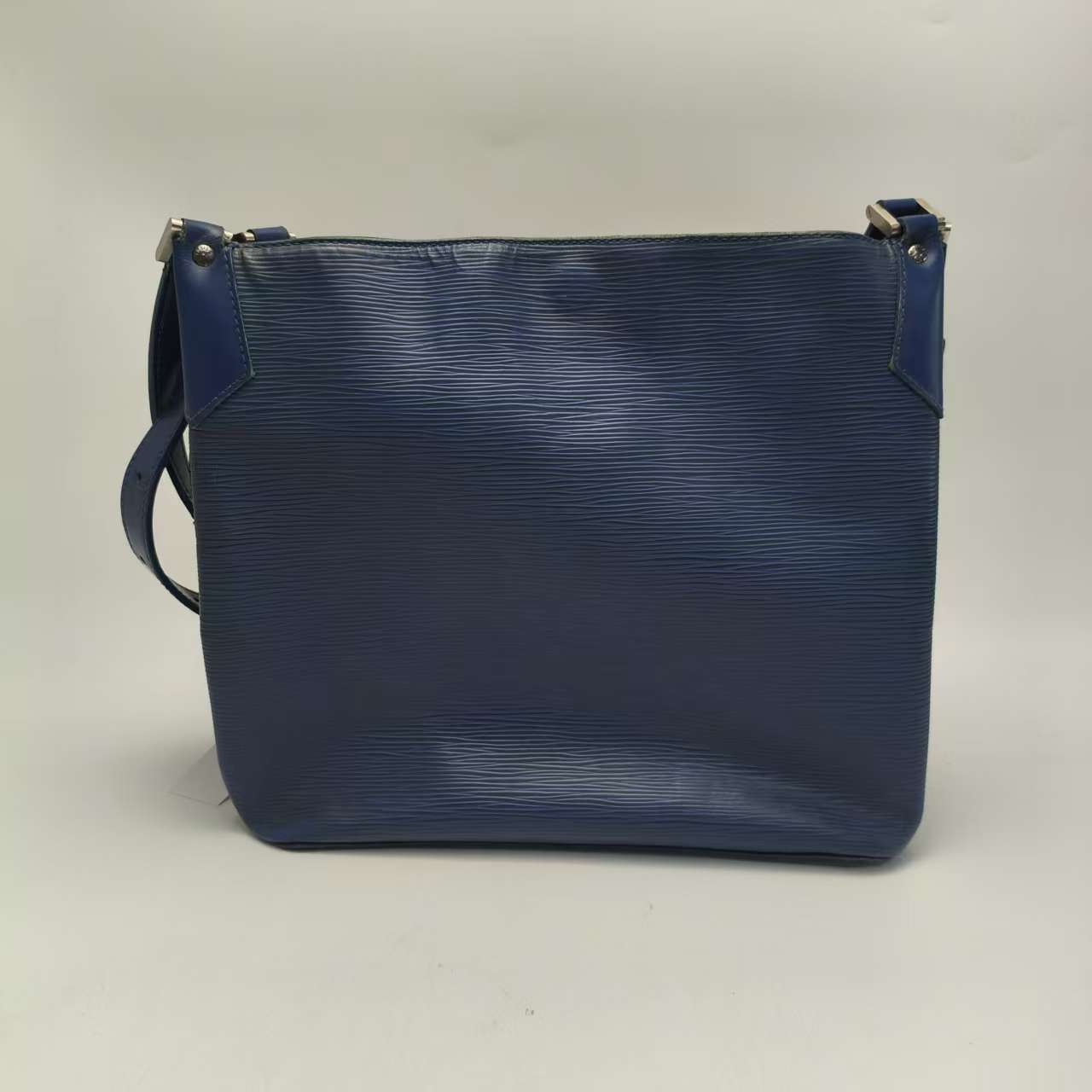 【*Shipped from: China*】LOUIS VUITTON Leather Shoulder Bag — view 2