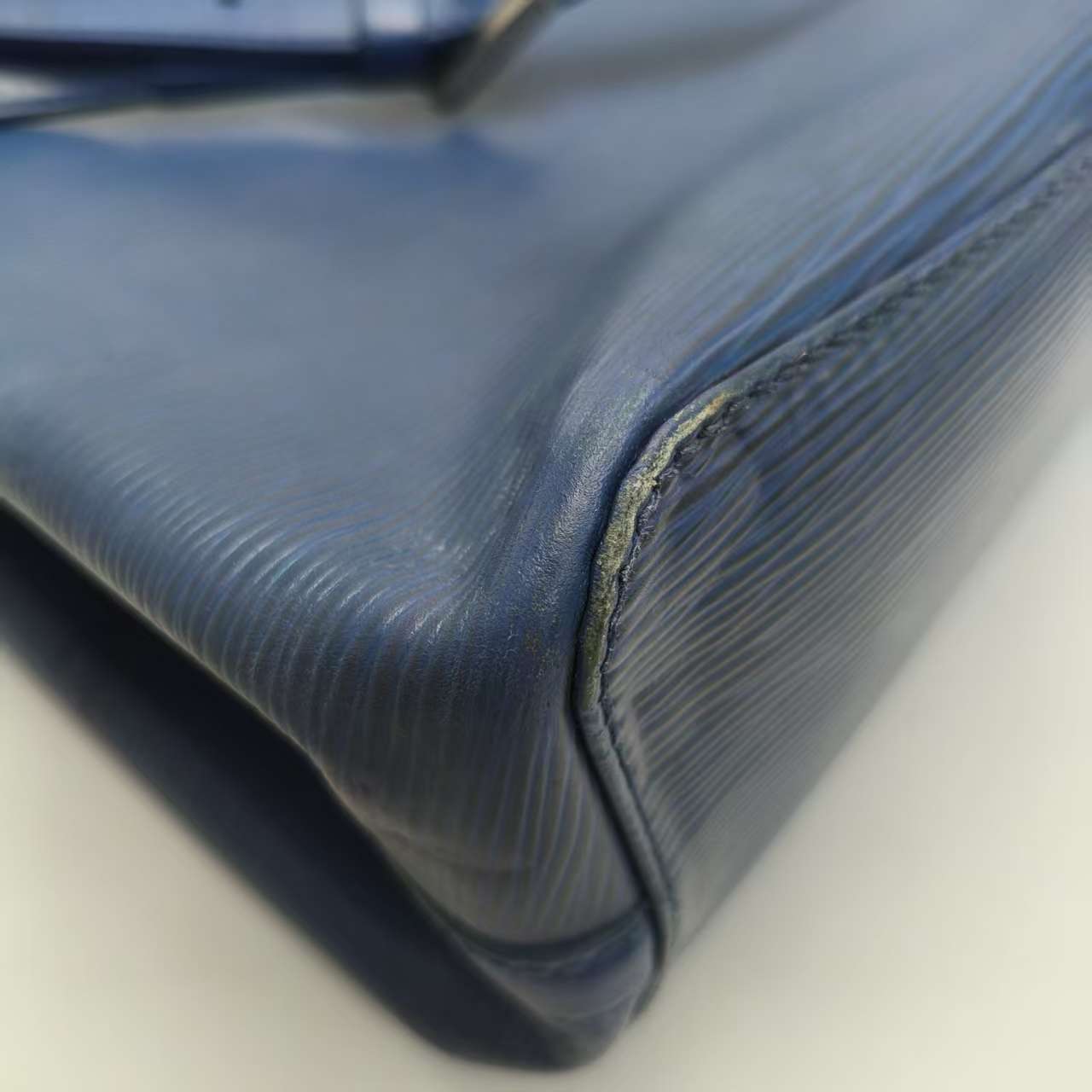 【*Shipped from: China*】LOUIS VUITTON Leather Shoulder Bag — view 6
