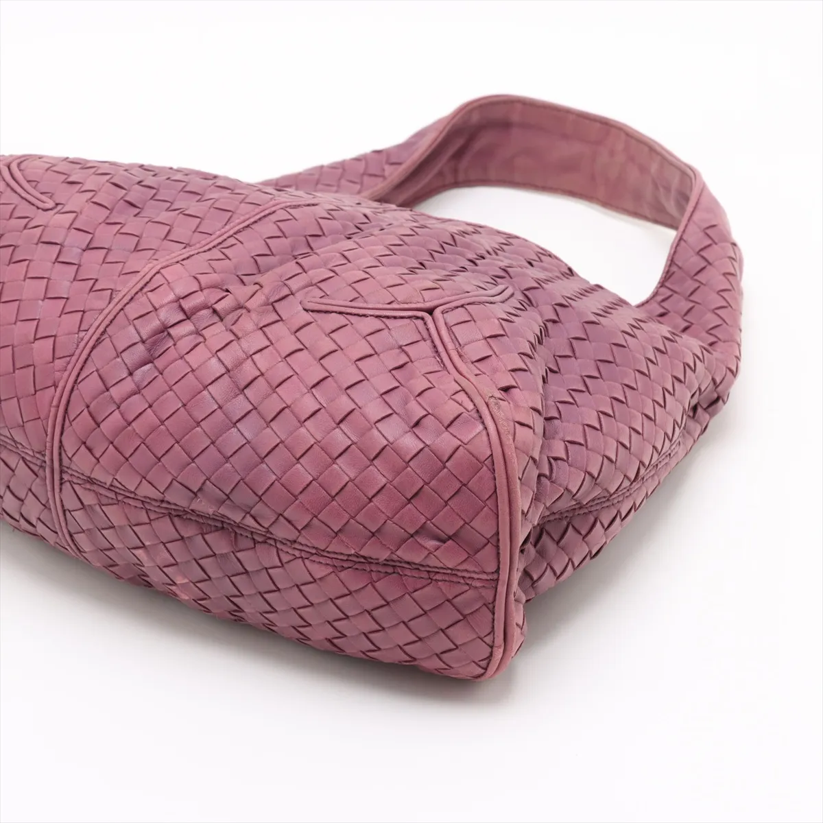 Intrecciato Leather Shoulder Bag Purple 145552 Outlet — view 3