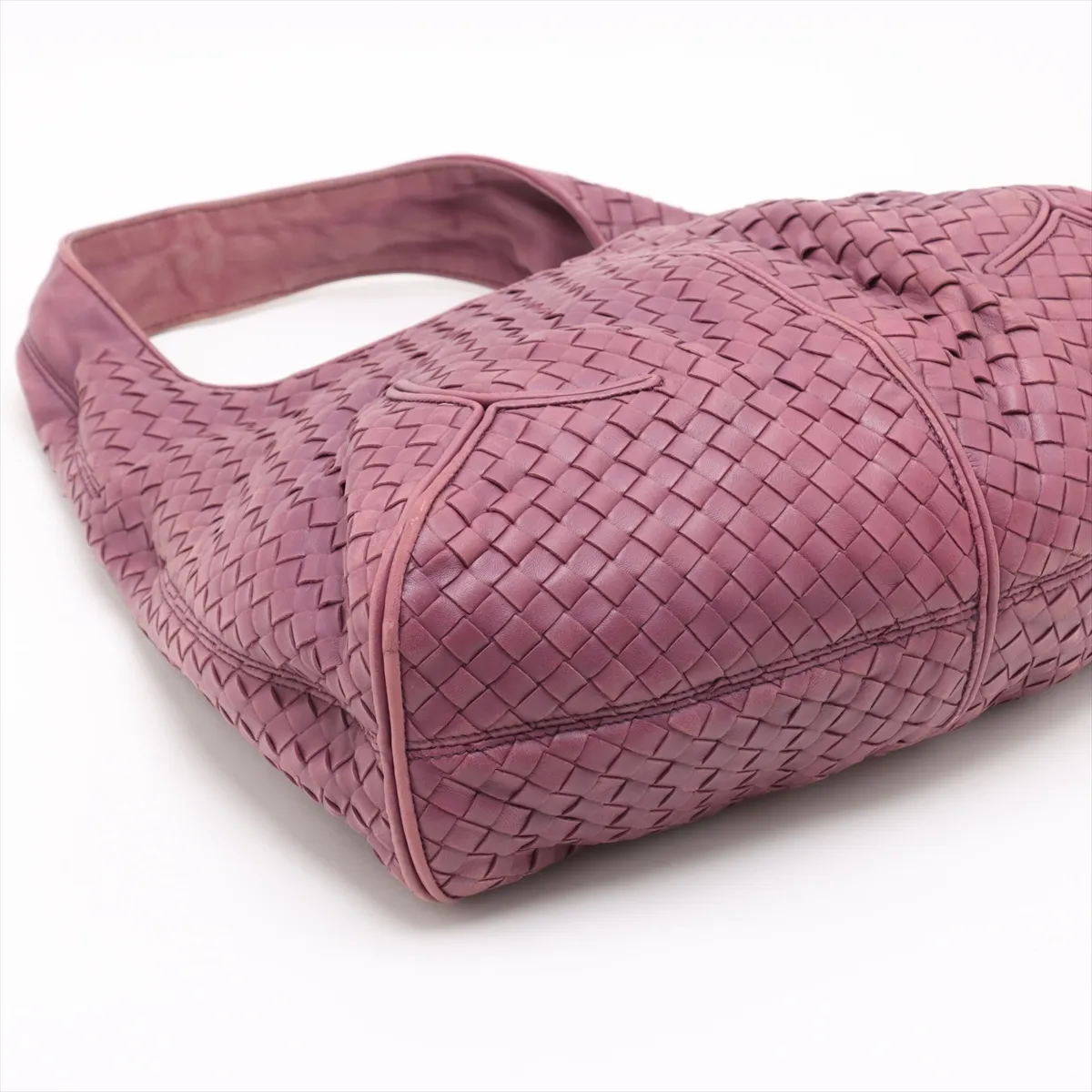 Intrecciato Leather Shoulder Bag Purple 145552 Outlet — view 4