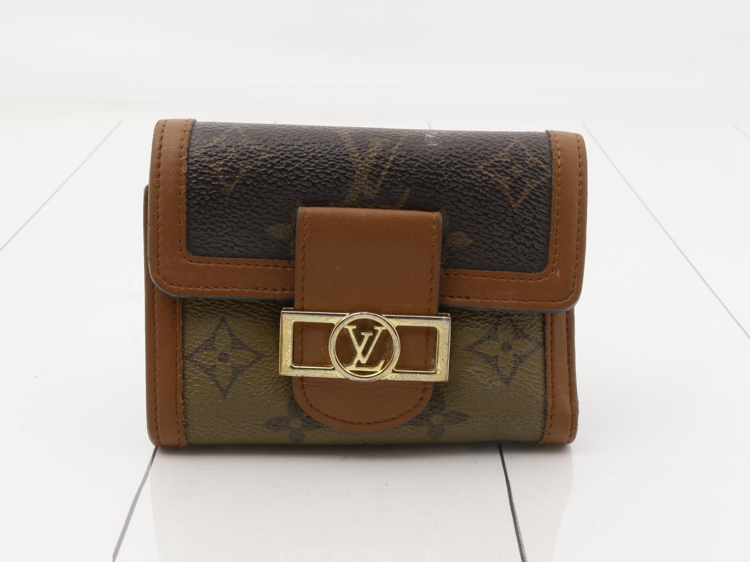 Dauphine Compact