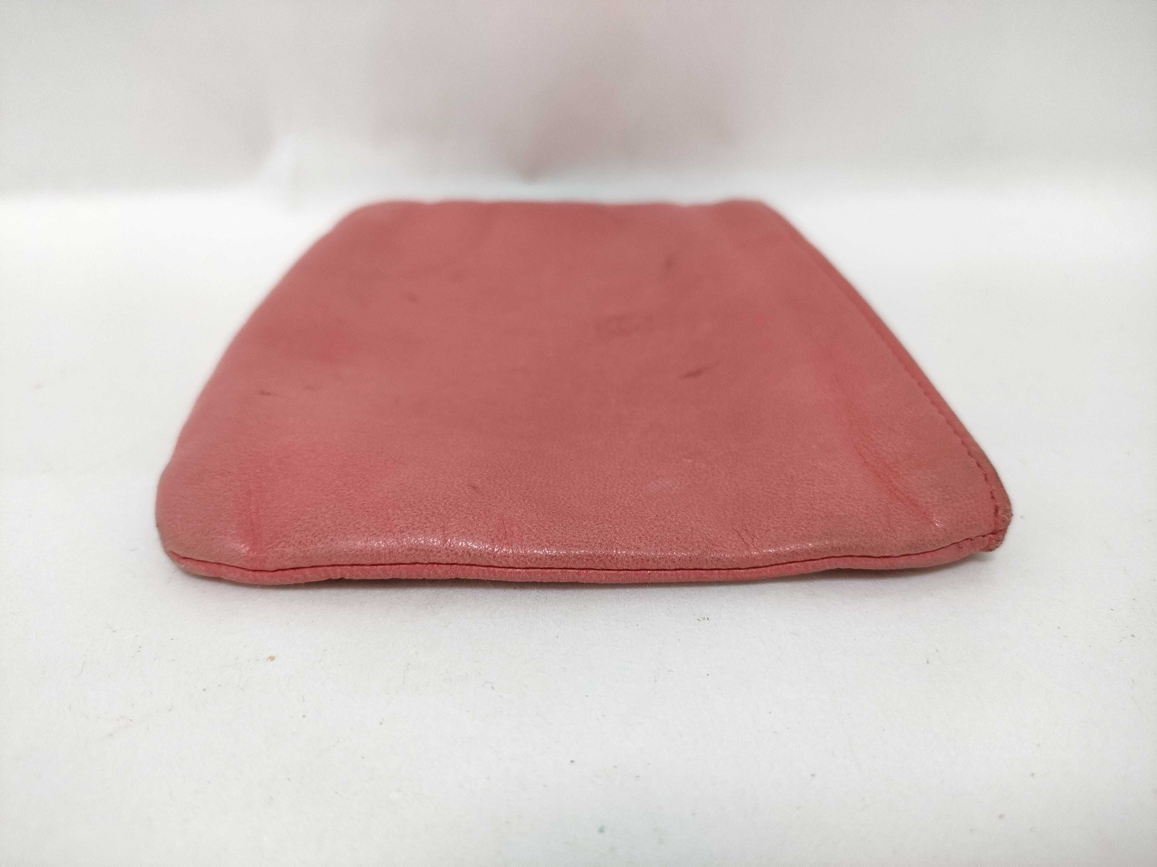 Pouch / Leather and other accessories — view 3