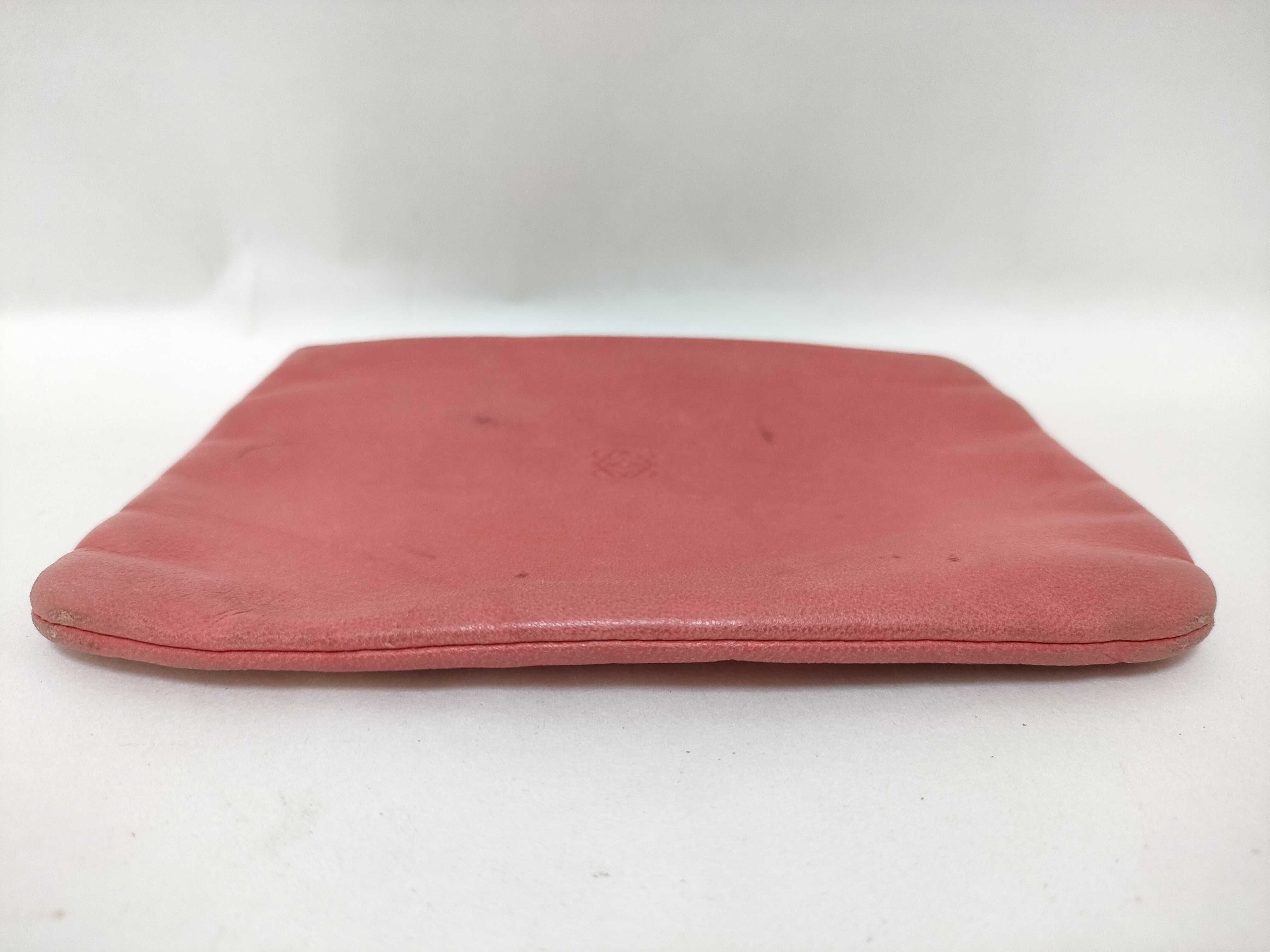 Pouch / Leather and other accessories — view 5